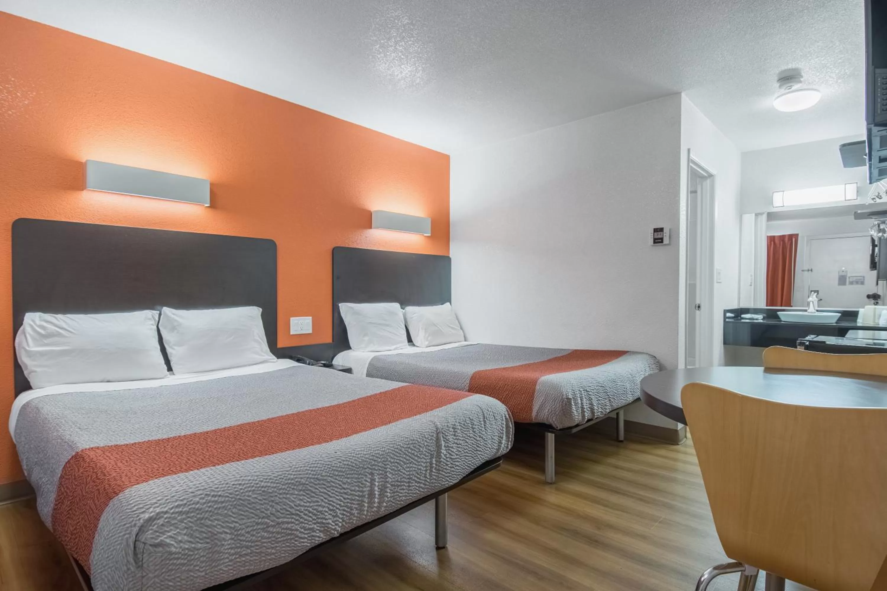 Bed in Motel 6 Bakersfield