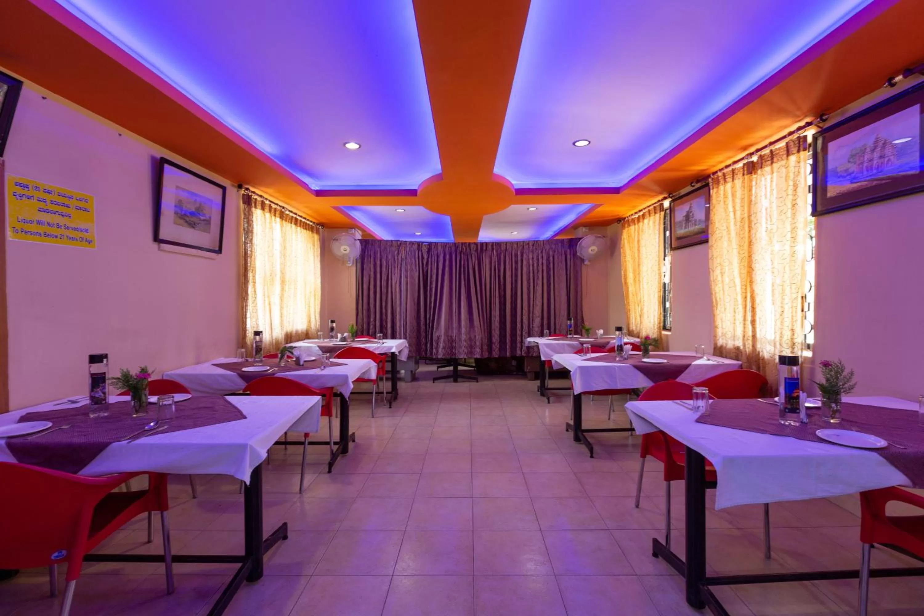 Restaurant/Places to Eat in KSTDC Hotel Mayura Vijayanagara TB Dam