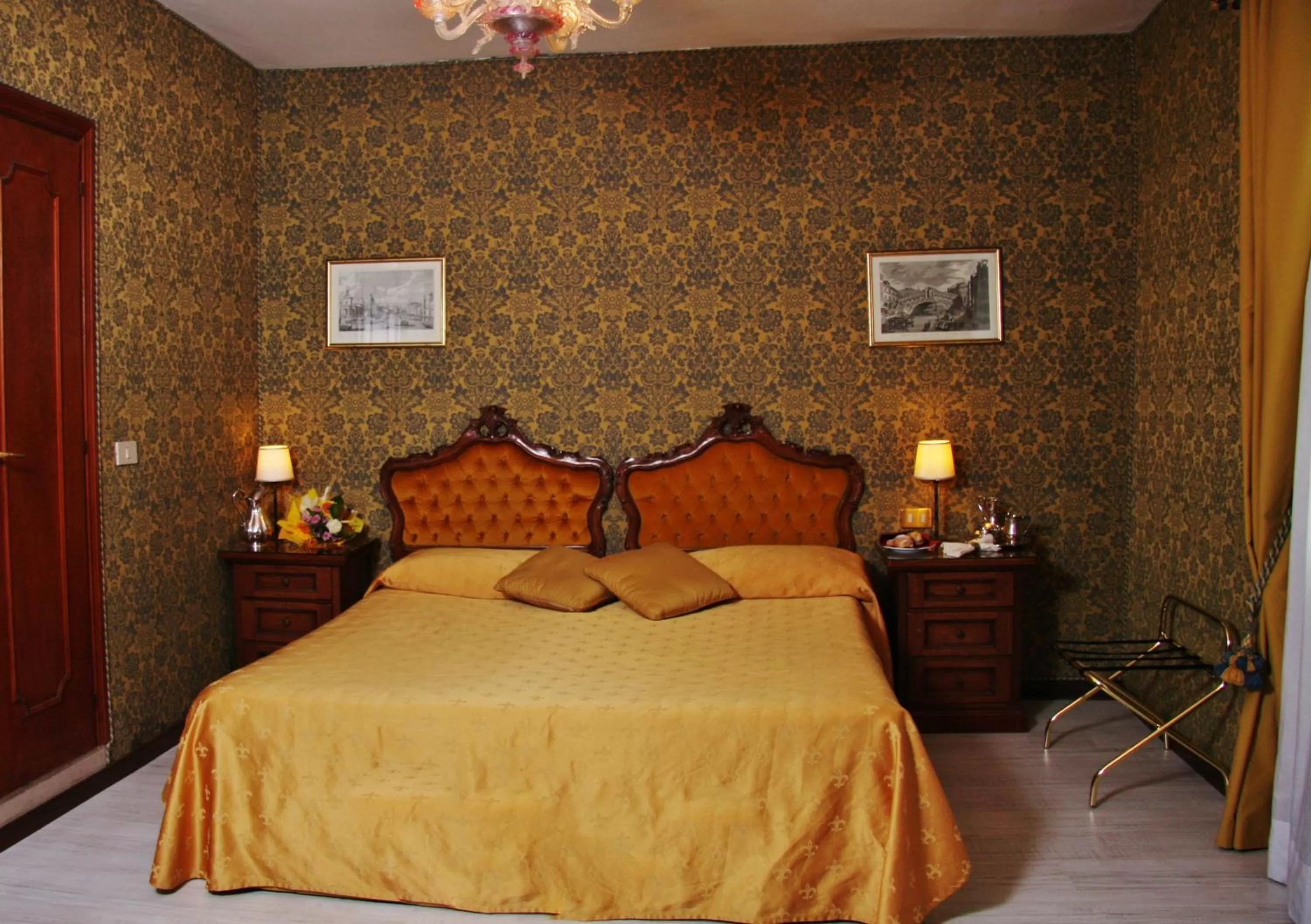 Photo of the whole room, Bed in Hotel San Gallo