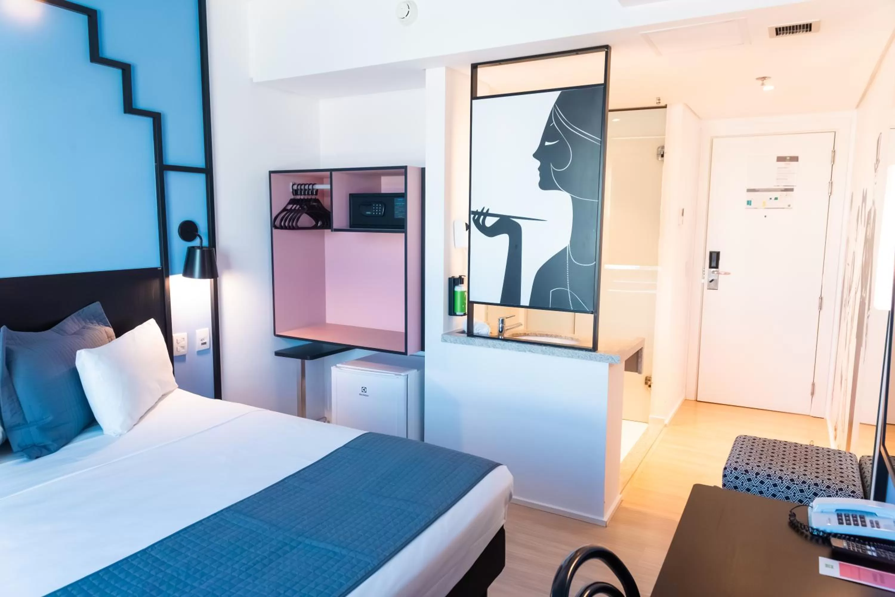 Bedroom, Bed in ibis Styles Goiania Marista