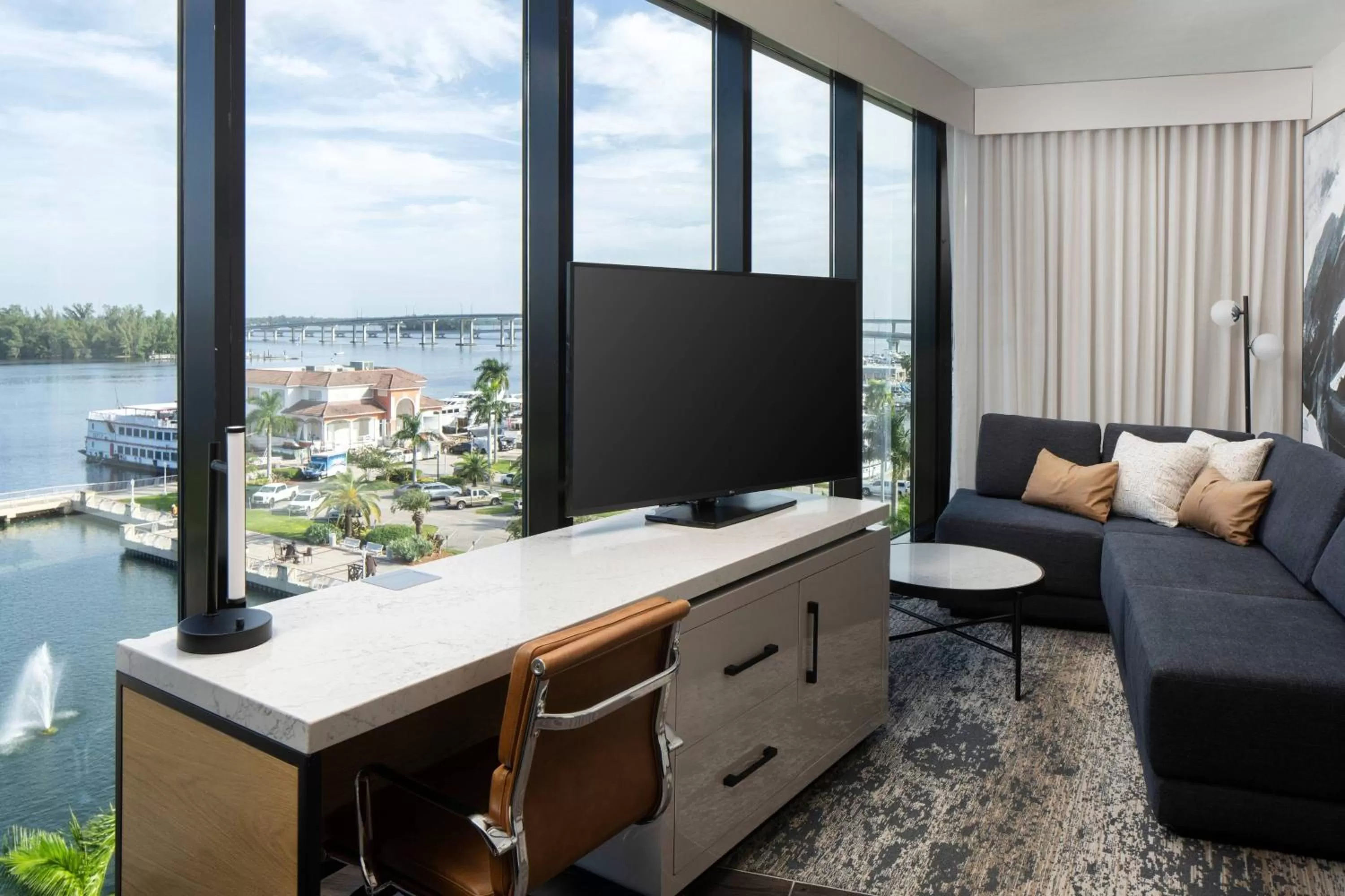 Bedroom in Luminary Hotel & Co., Autograph Collection