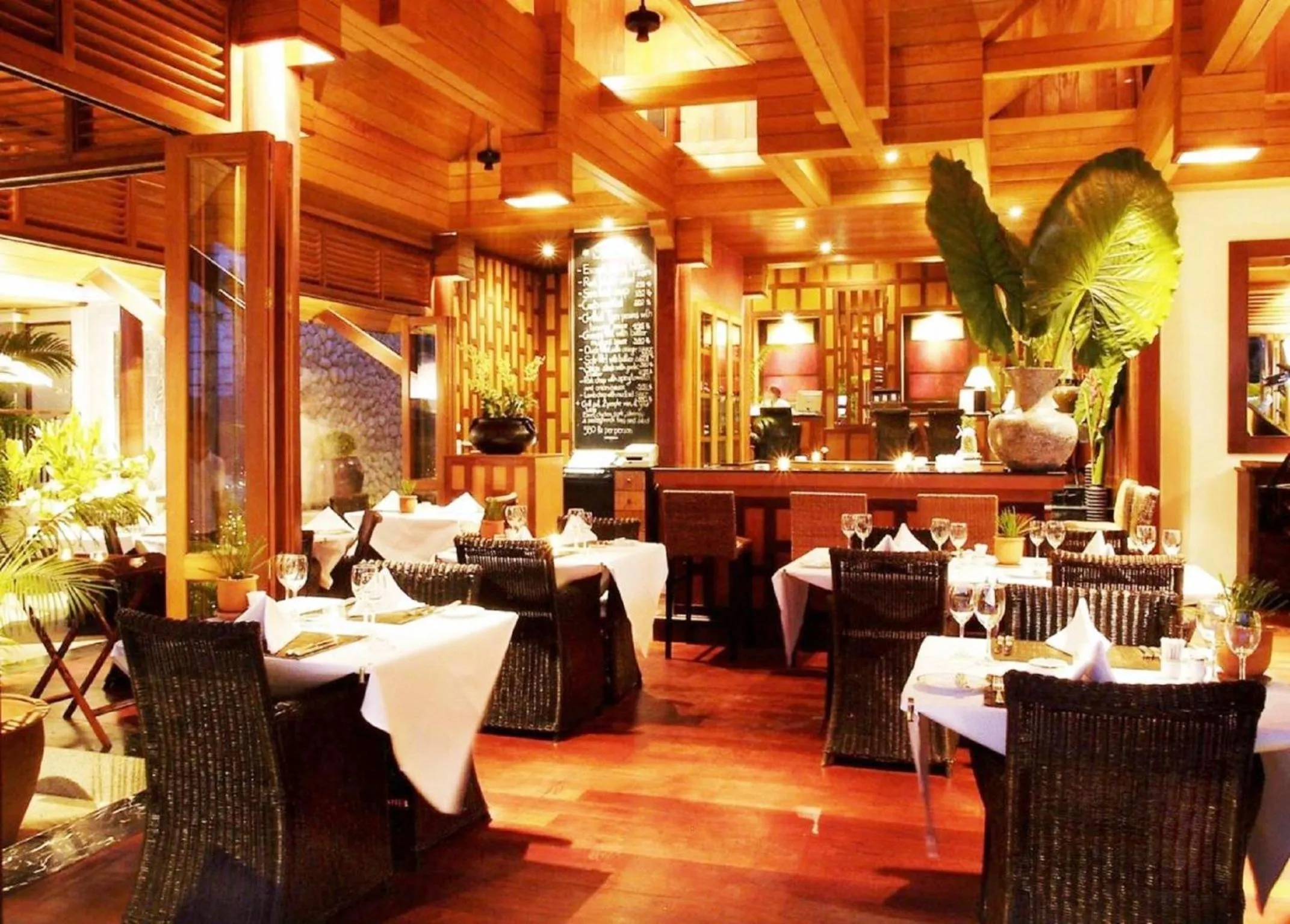 Restaurant/places to eat in Baan Yin Dee Boutique Resort Phuket - SHA Plus