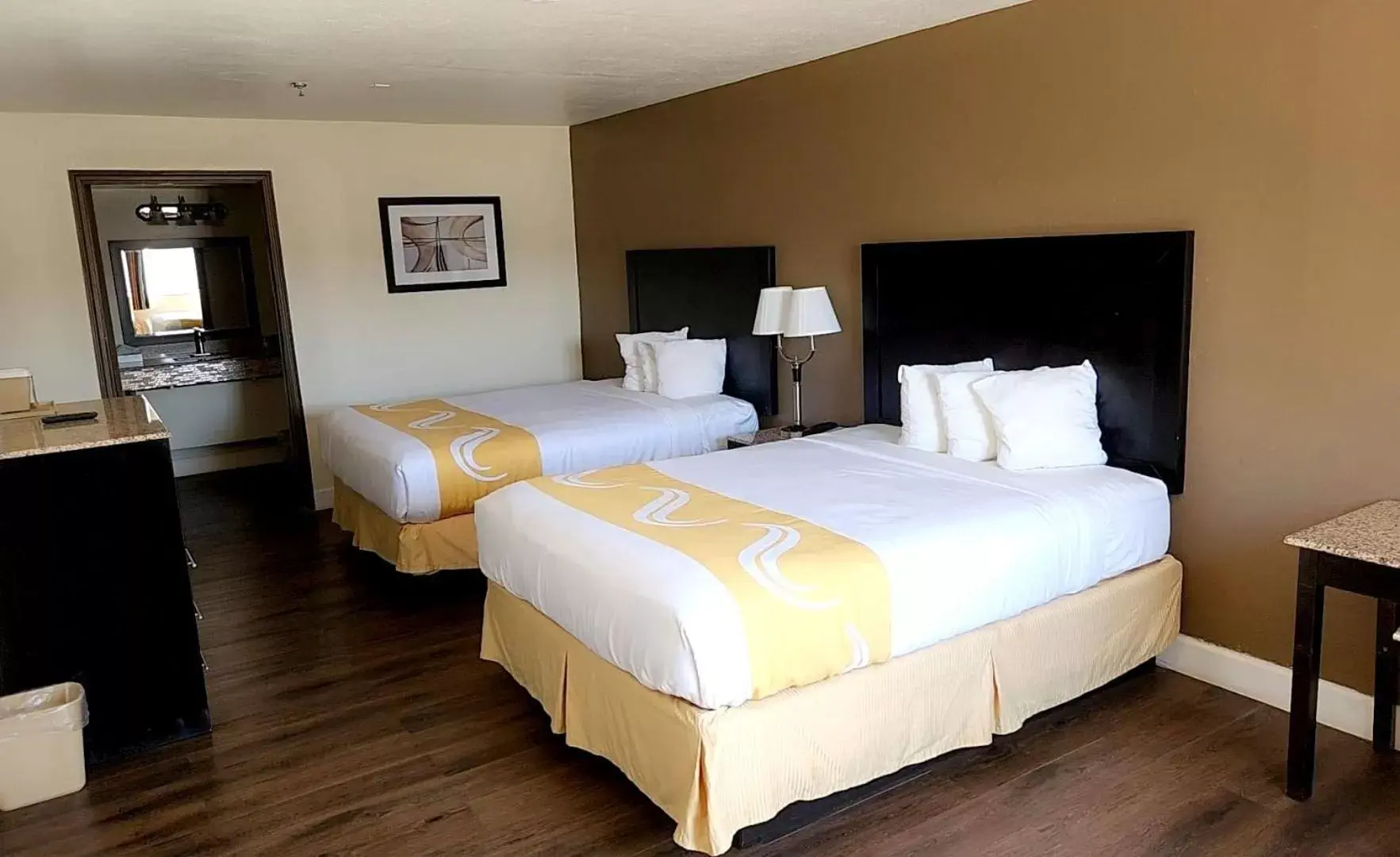 Double Room with Two Double Beds - Non-Smoking in Quality Inn & Suites Del Rio Double Room with Two Double Beds - Non-Smoking in Quality Inn & Suites Del Rio