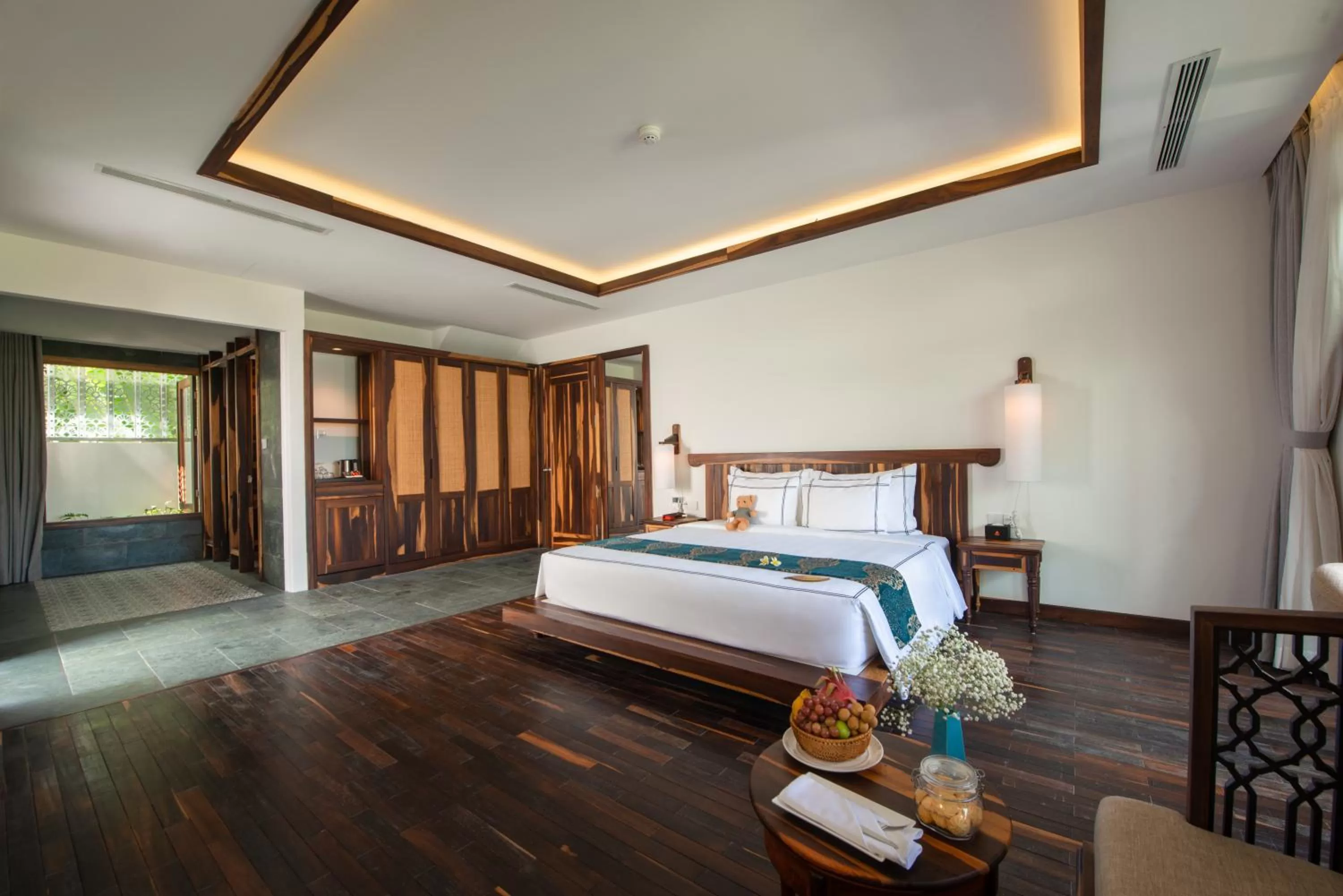 Bedroom, Bed in Alibu Resort Nha Trang