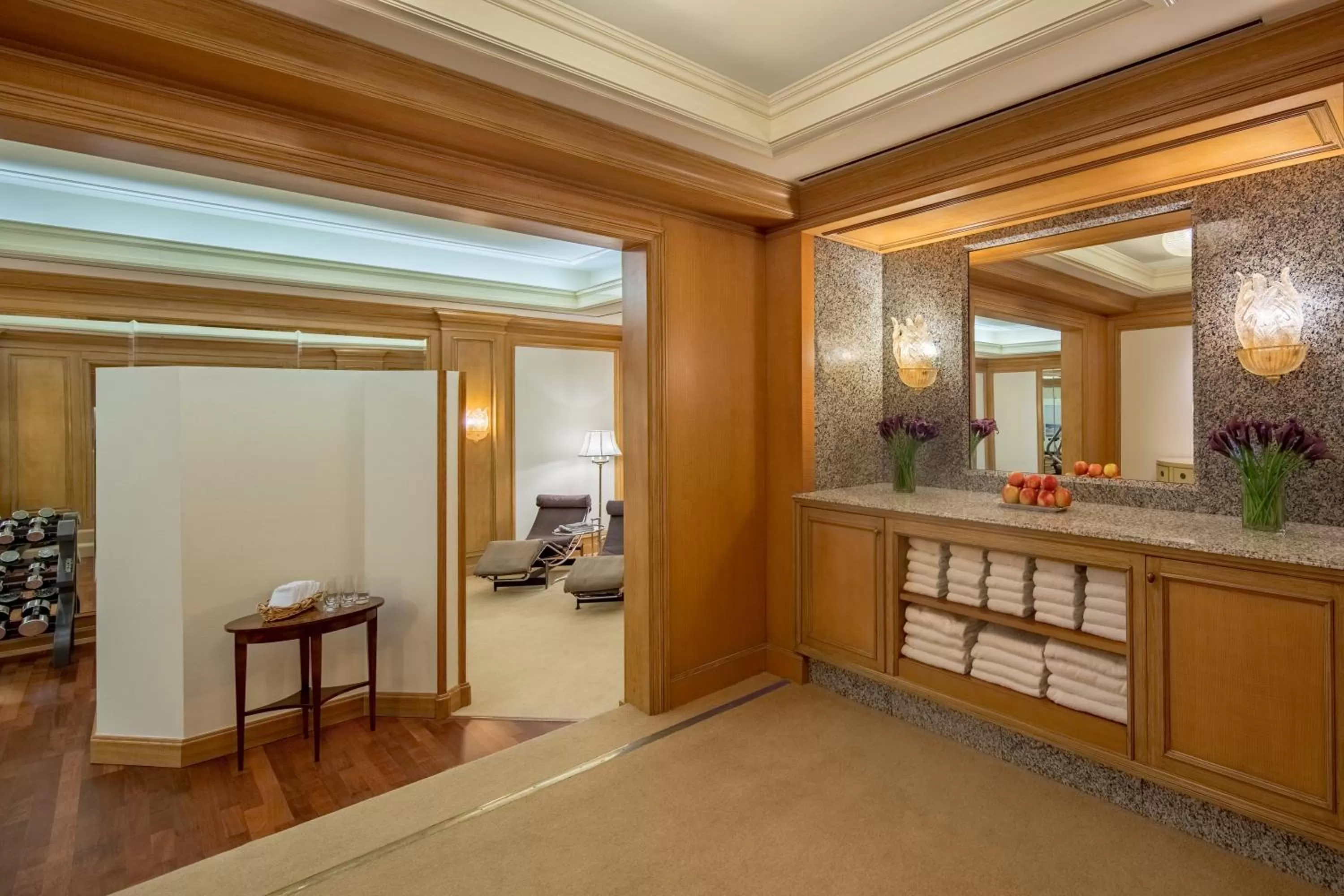 Spa and wellness centre/facilities in Regent Berlin by IHG