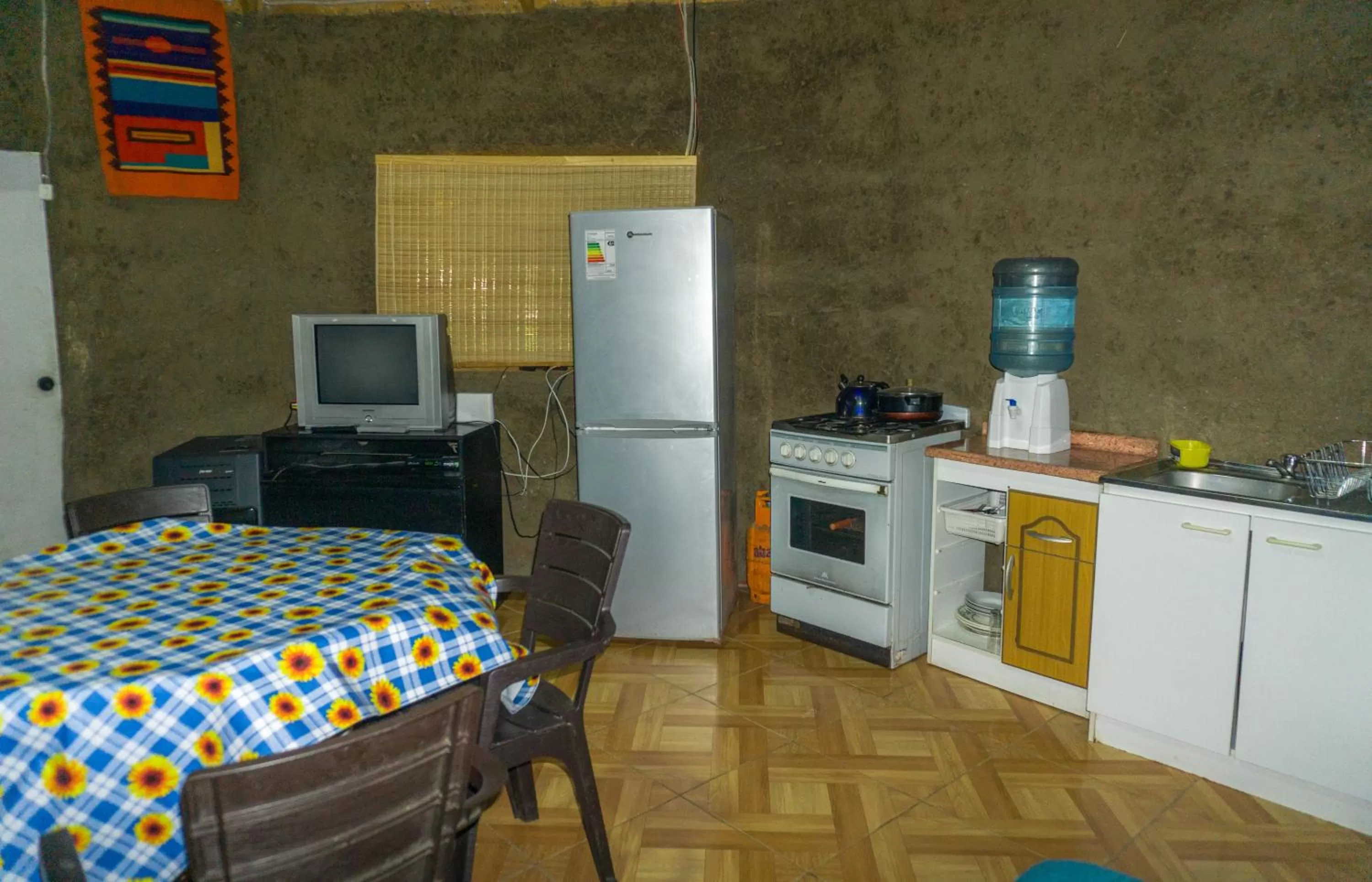 Kitchen/Kitchenette in Coyunche Cabañas y Camping Laja & San Rosendo