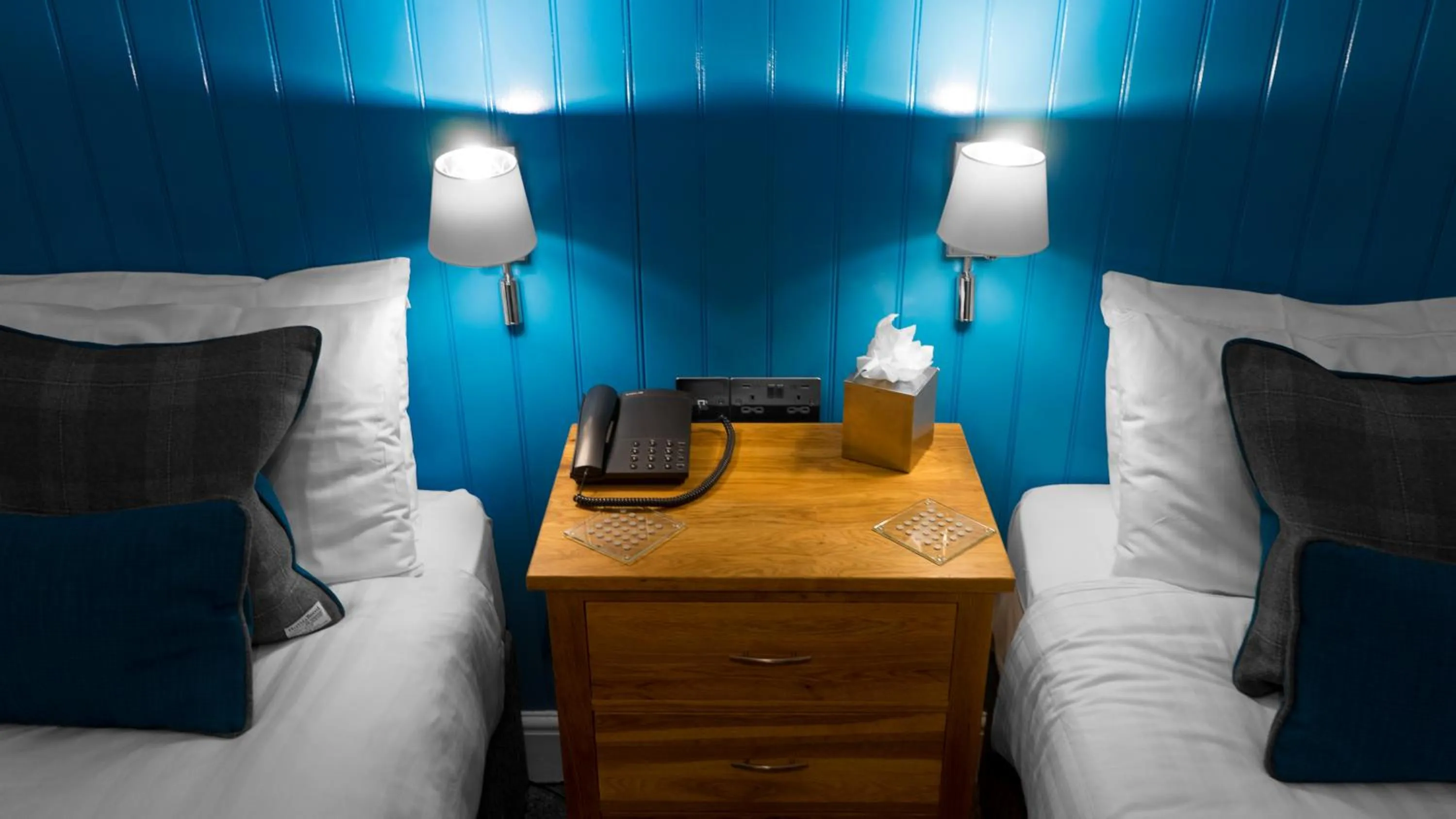 Bed in Tweedies Bar and Lodge