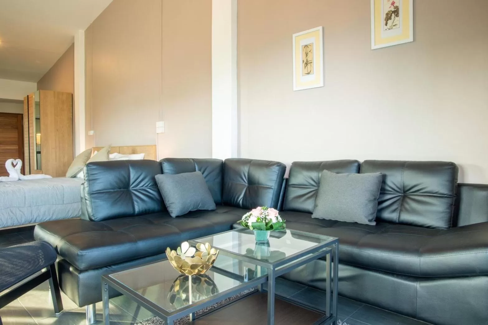 Living room in THE BEACH CHA AM Suites