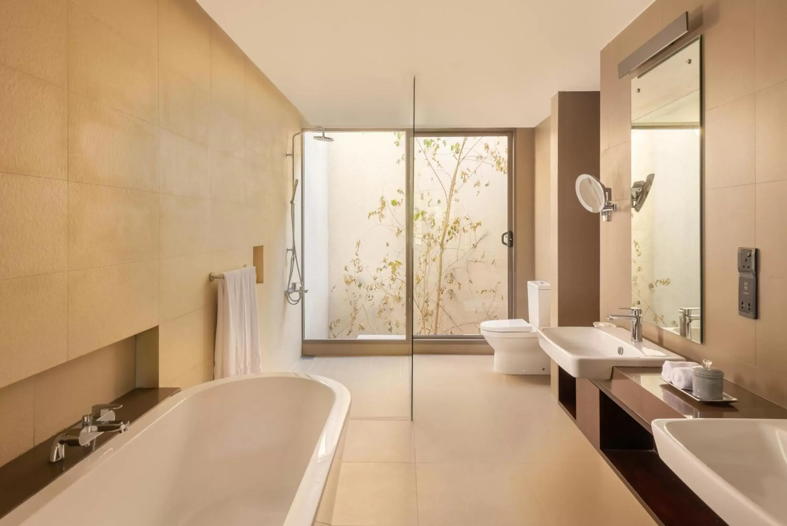 Luxury Queen - single occupancy in Jetwing Kandy Gallery, A Luxury Reserve Luxury Queen - single occupancy in Jetwing Kandy Gallery, A Luxury Reserve