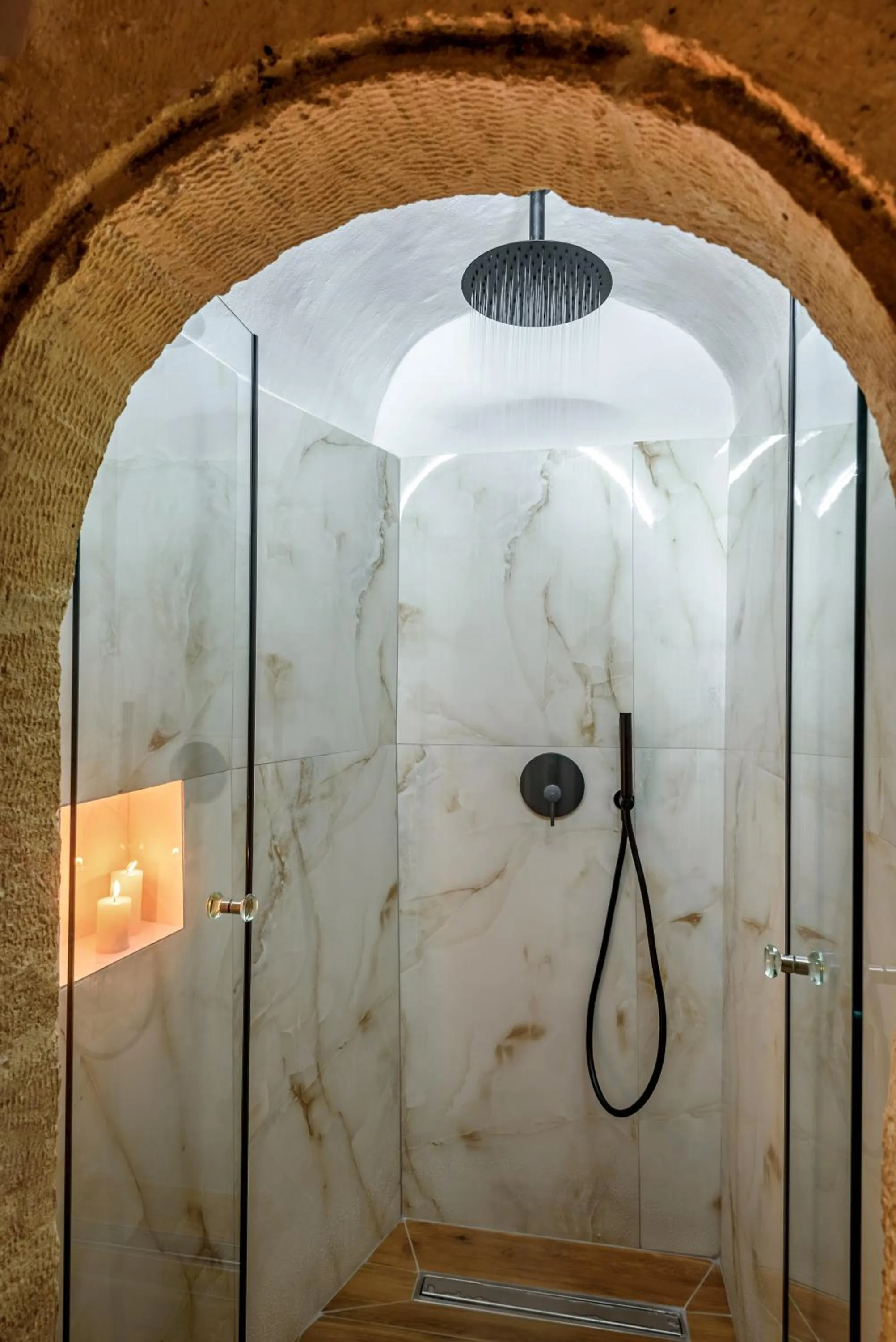 Shower in Porto Del Colombo Traditional Boutique Hotel
