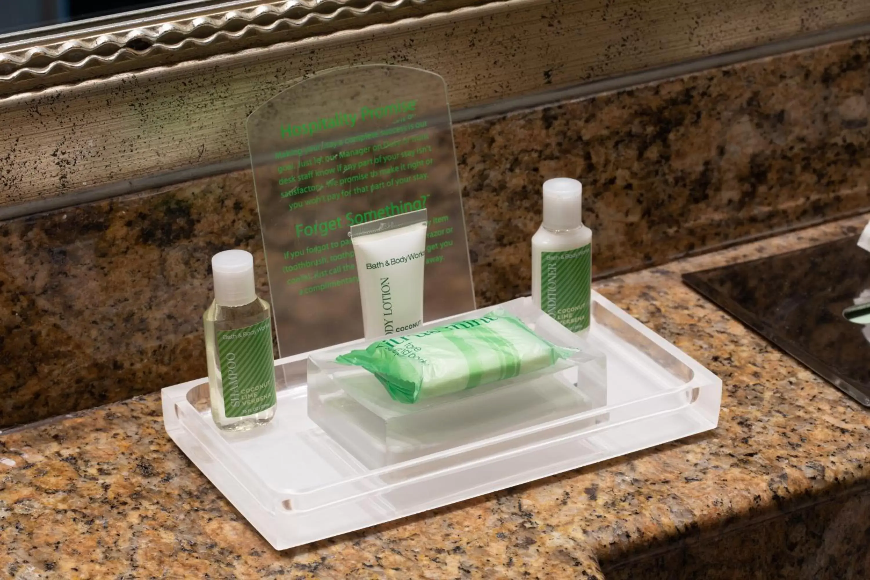 Standard Queen Room in Holiday Inn Hotel Port of Miami-Downtown by IHG Standard Queen Room in Holiday Inn Hotel Port of Miami-Downtown by IHG