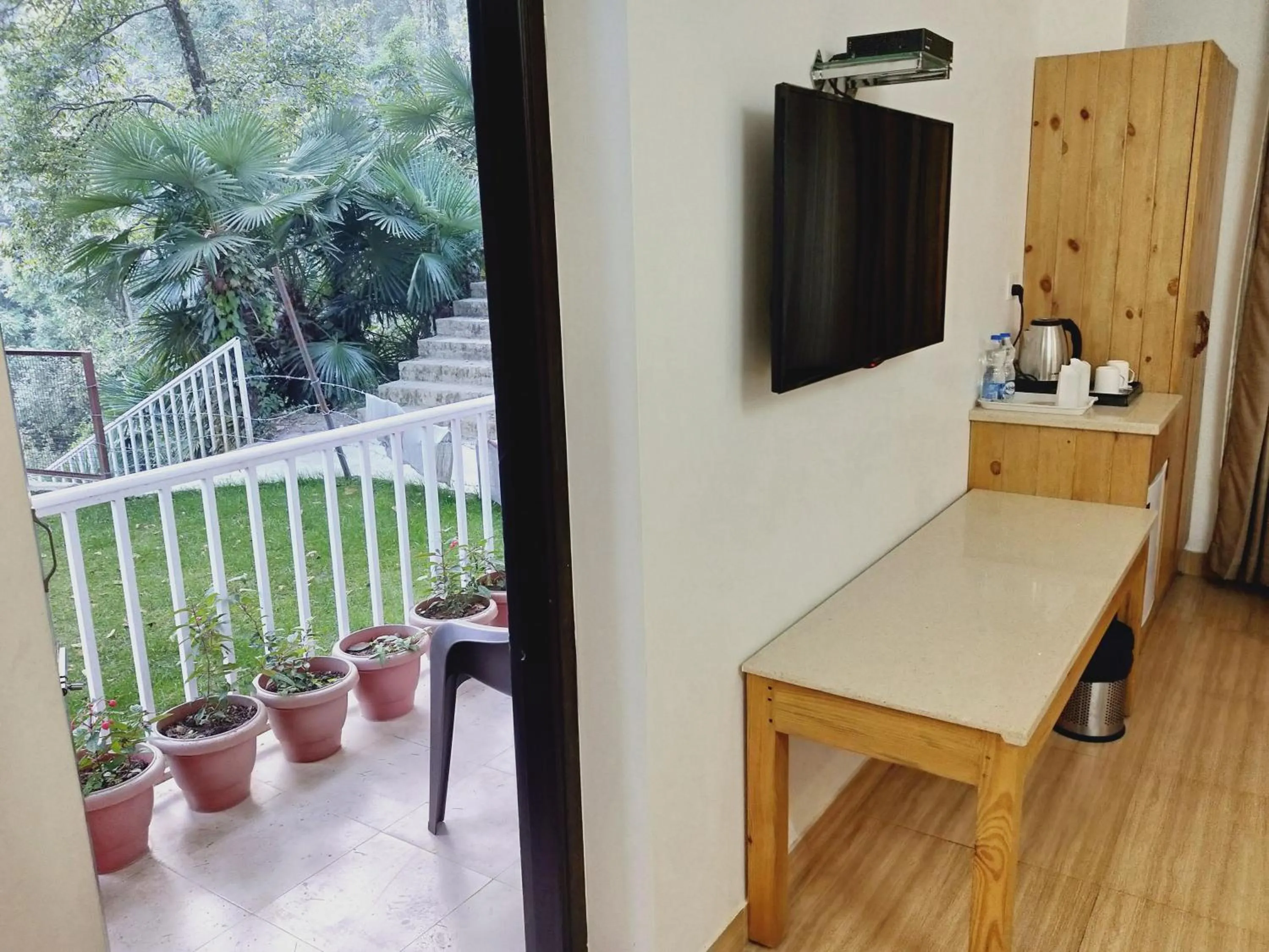 Balcony/Terrace in The Mountain Quail