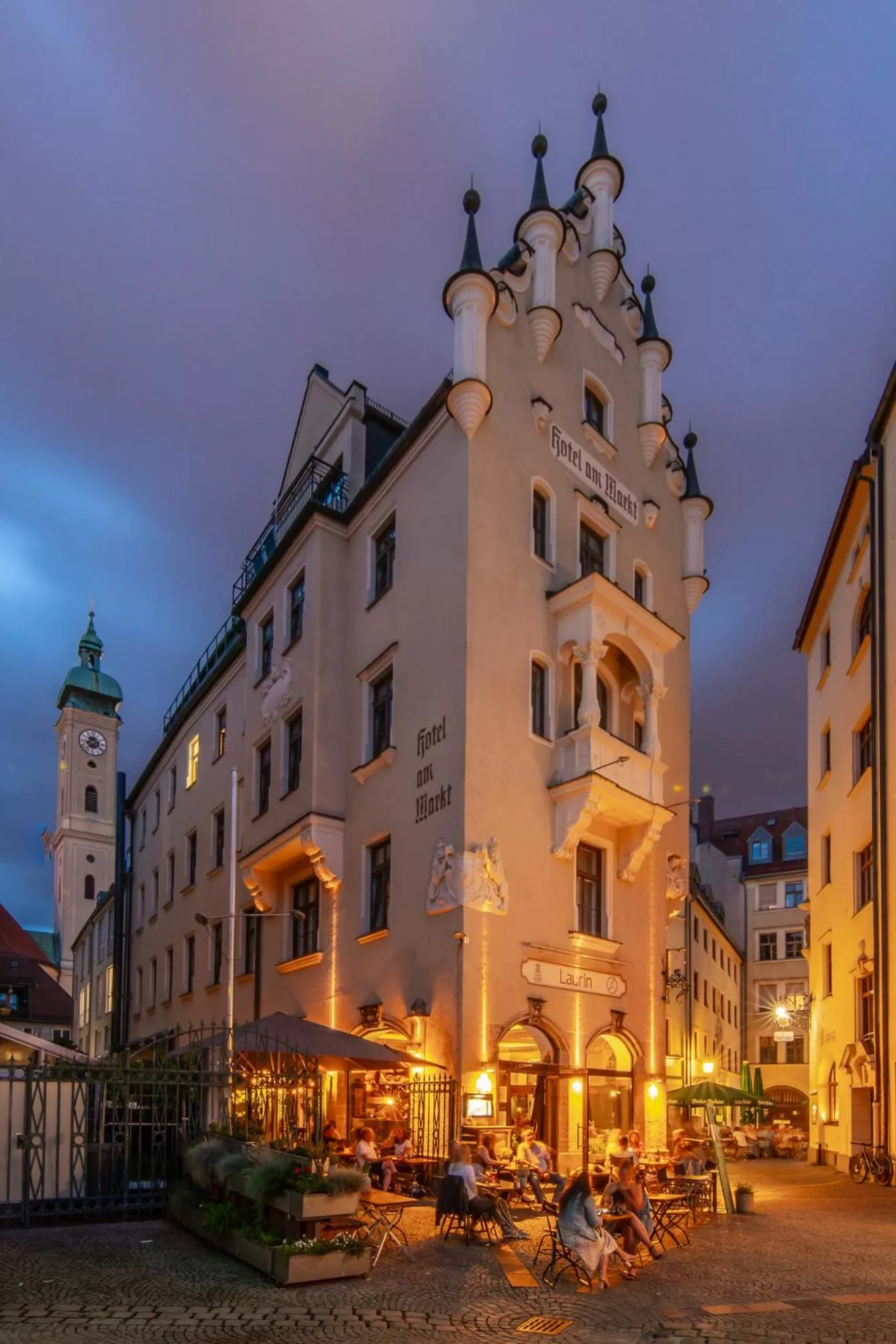 Restaurant/places to eat in Hotel Am Markt