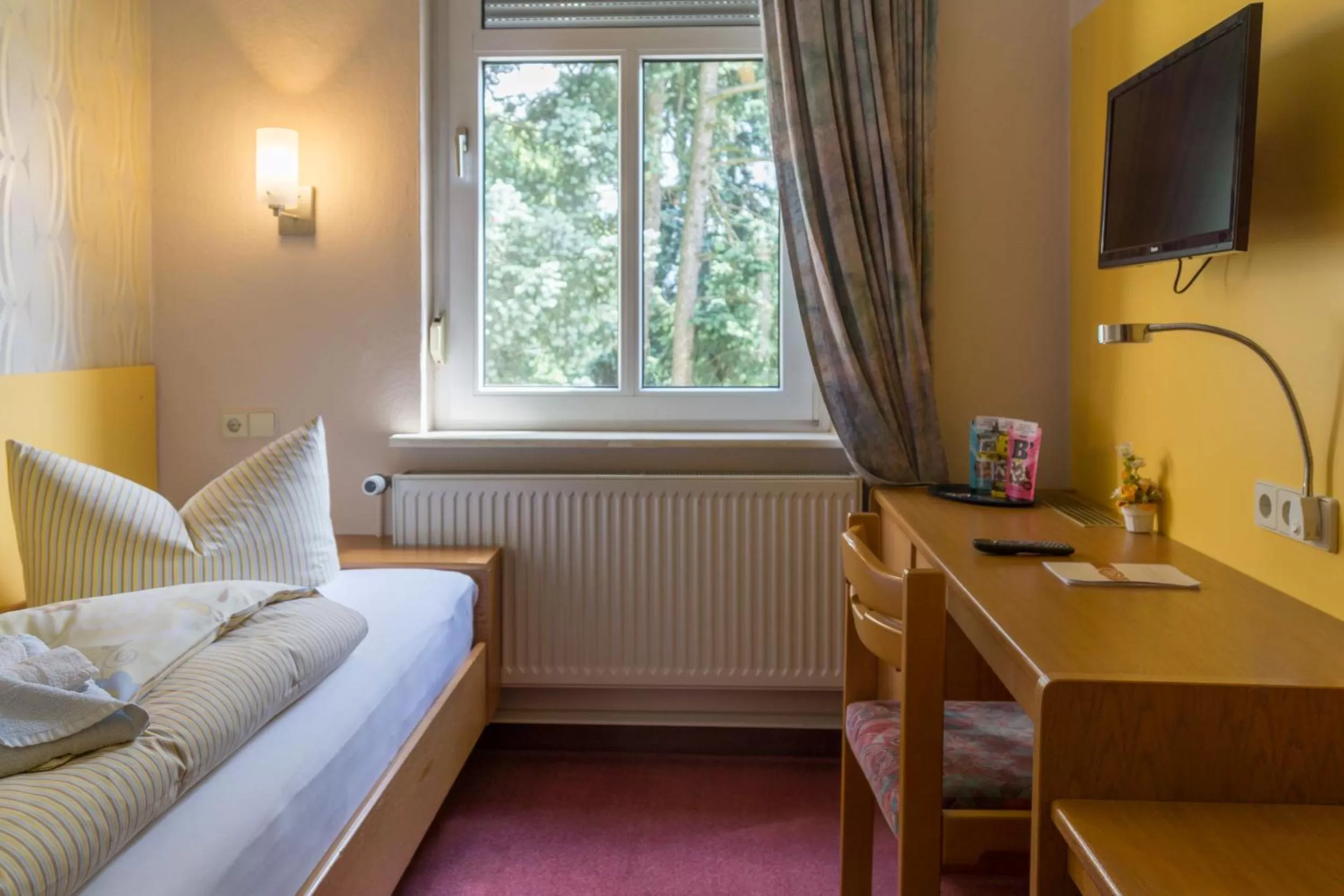 Day, Bed in Hotel zur Post in Wurzen