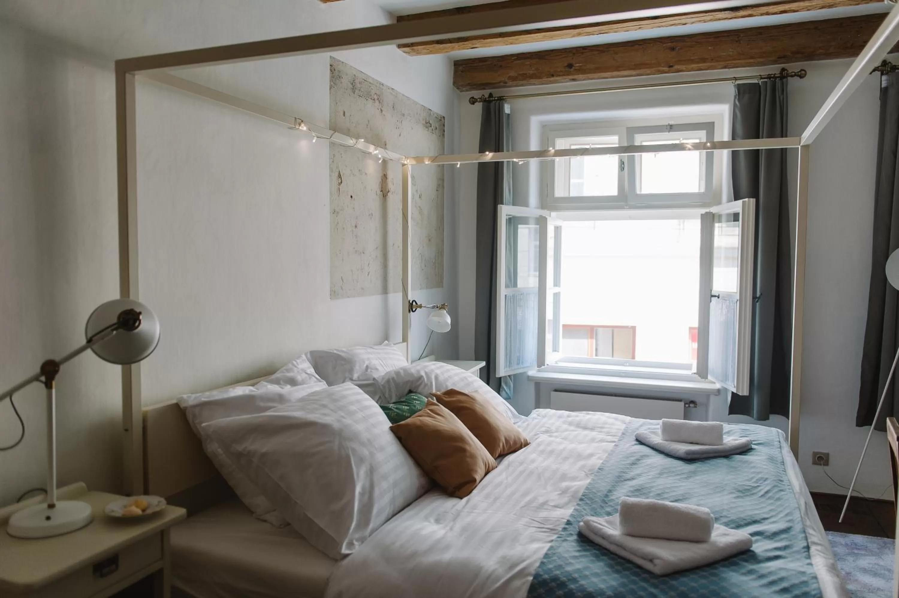 Bed in Miss Sophie's Olomouc - Boutique Hotel