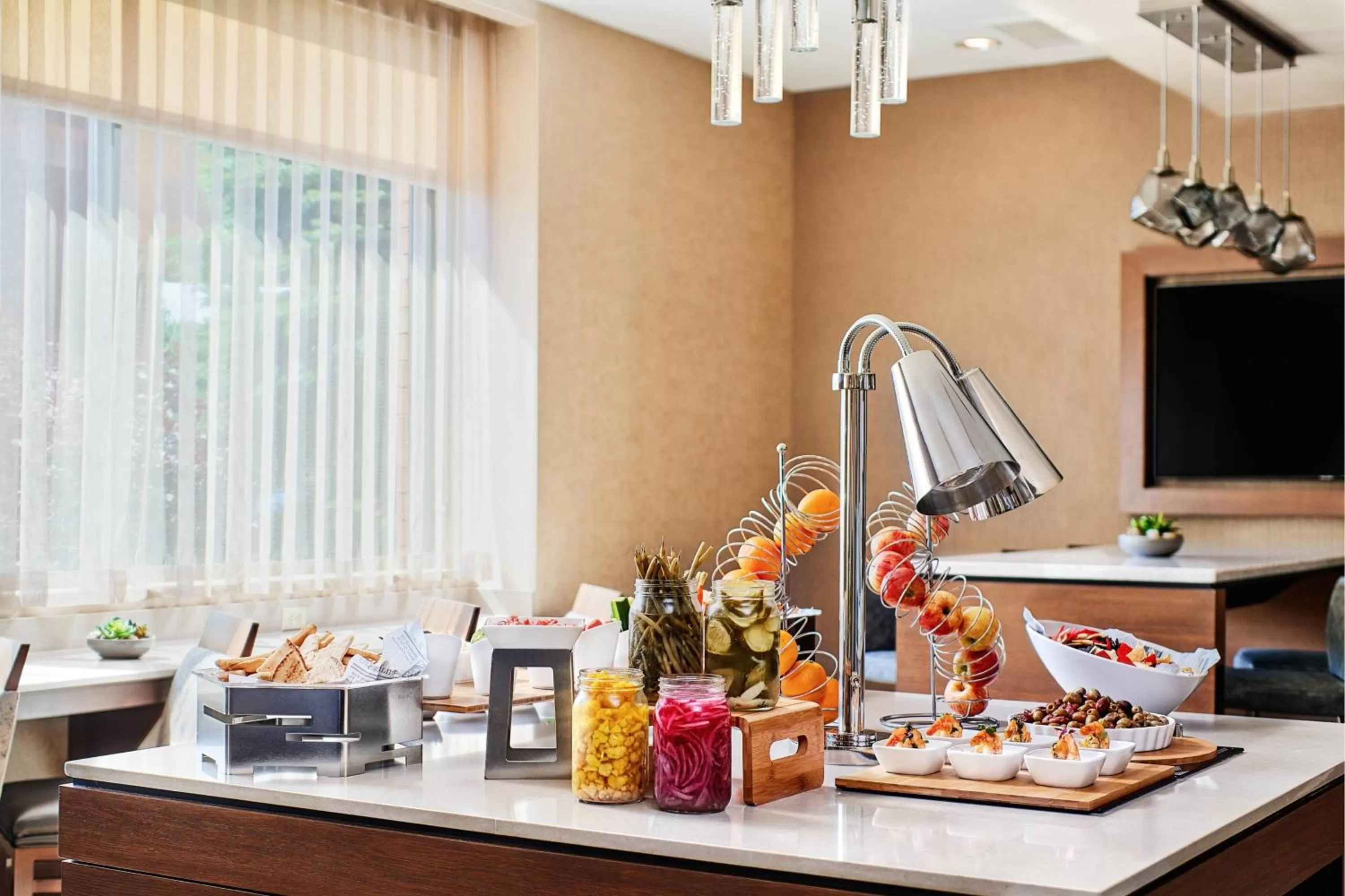 Lounge or bar in Pittsburgh Marriott North