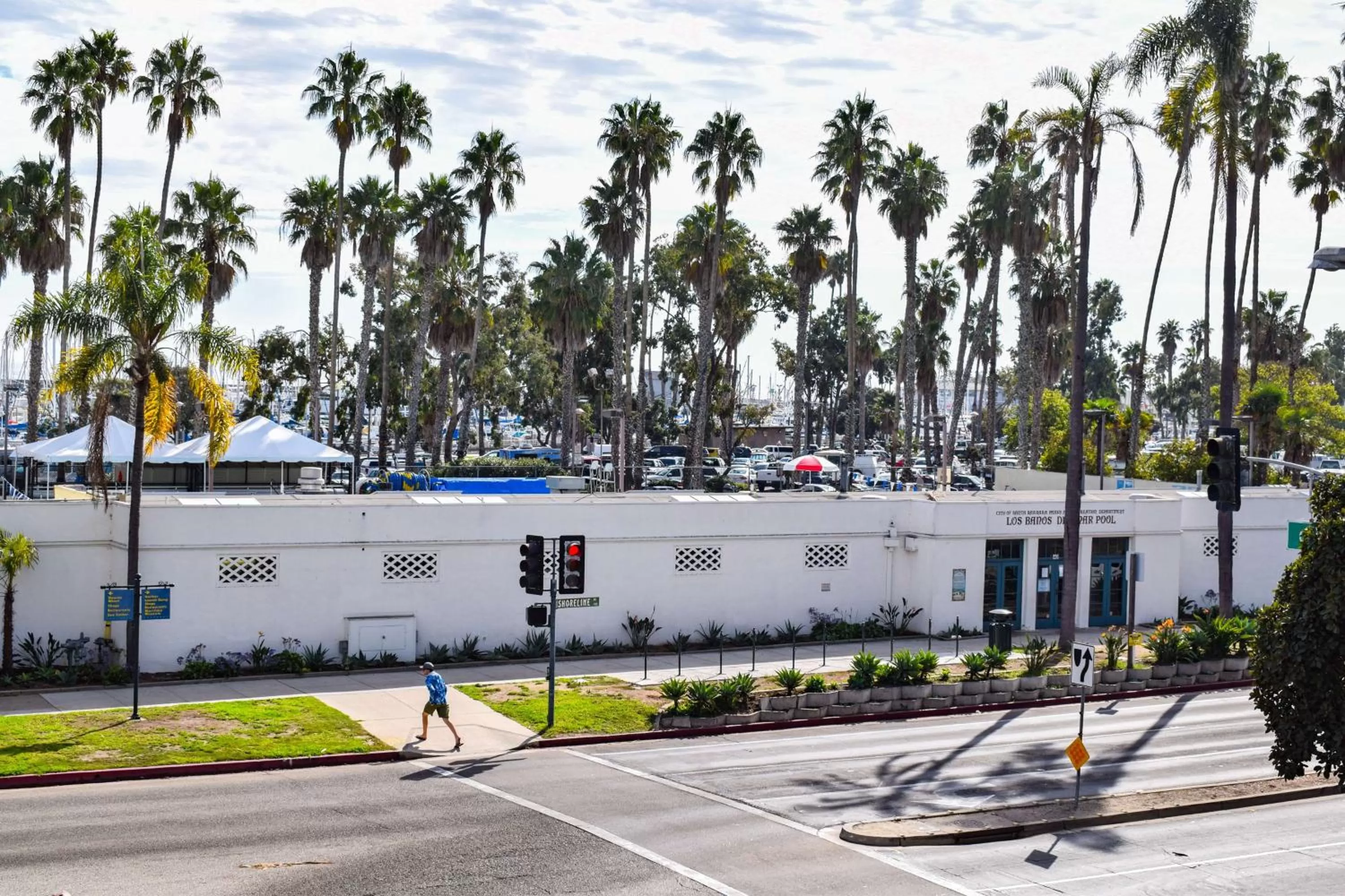 Photo of the whole room in Beachside Inn