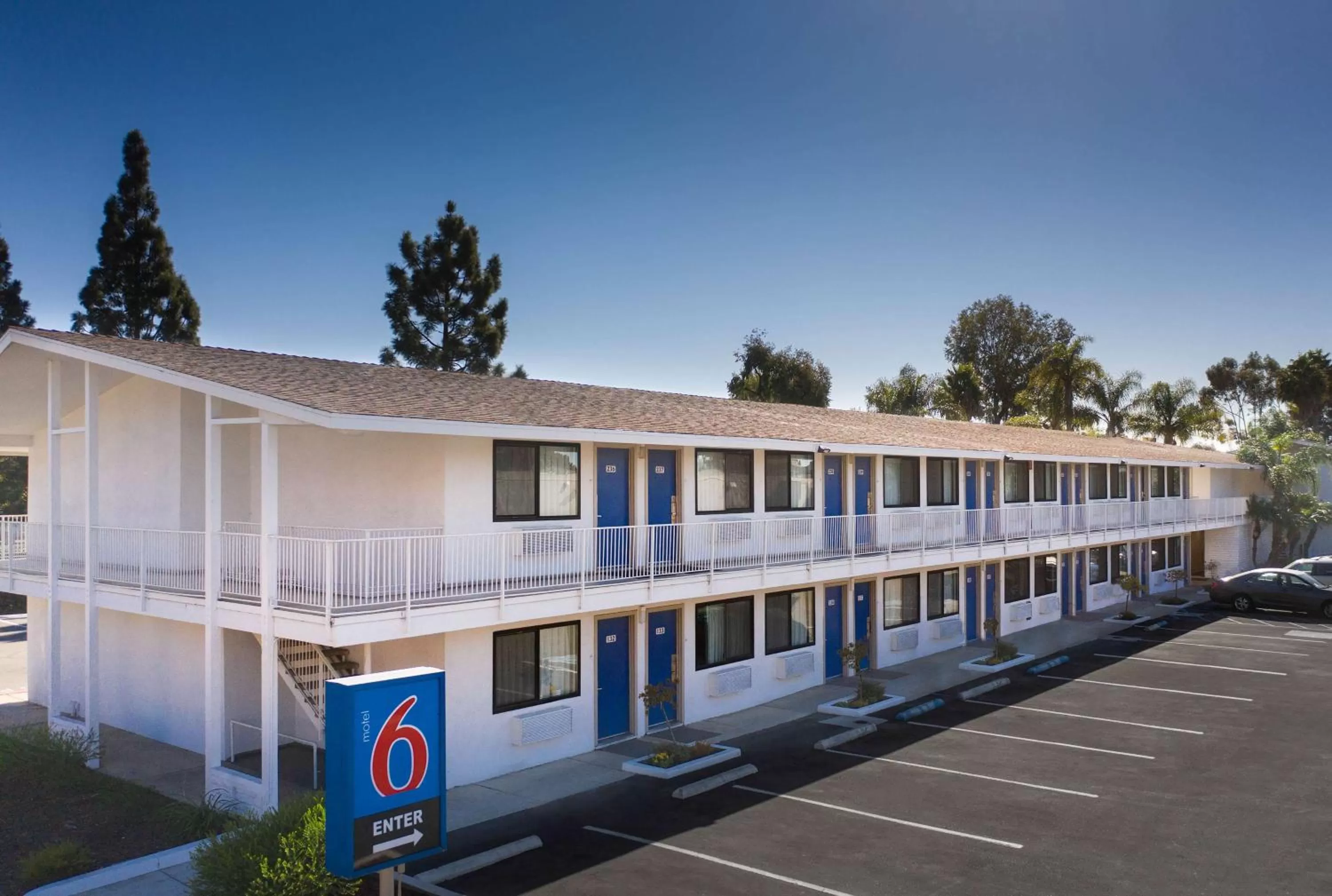 Property building in Motel 6-Goleta, CA - Santa Barbara