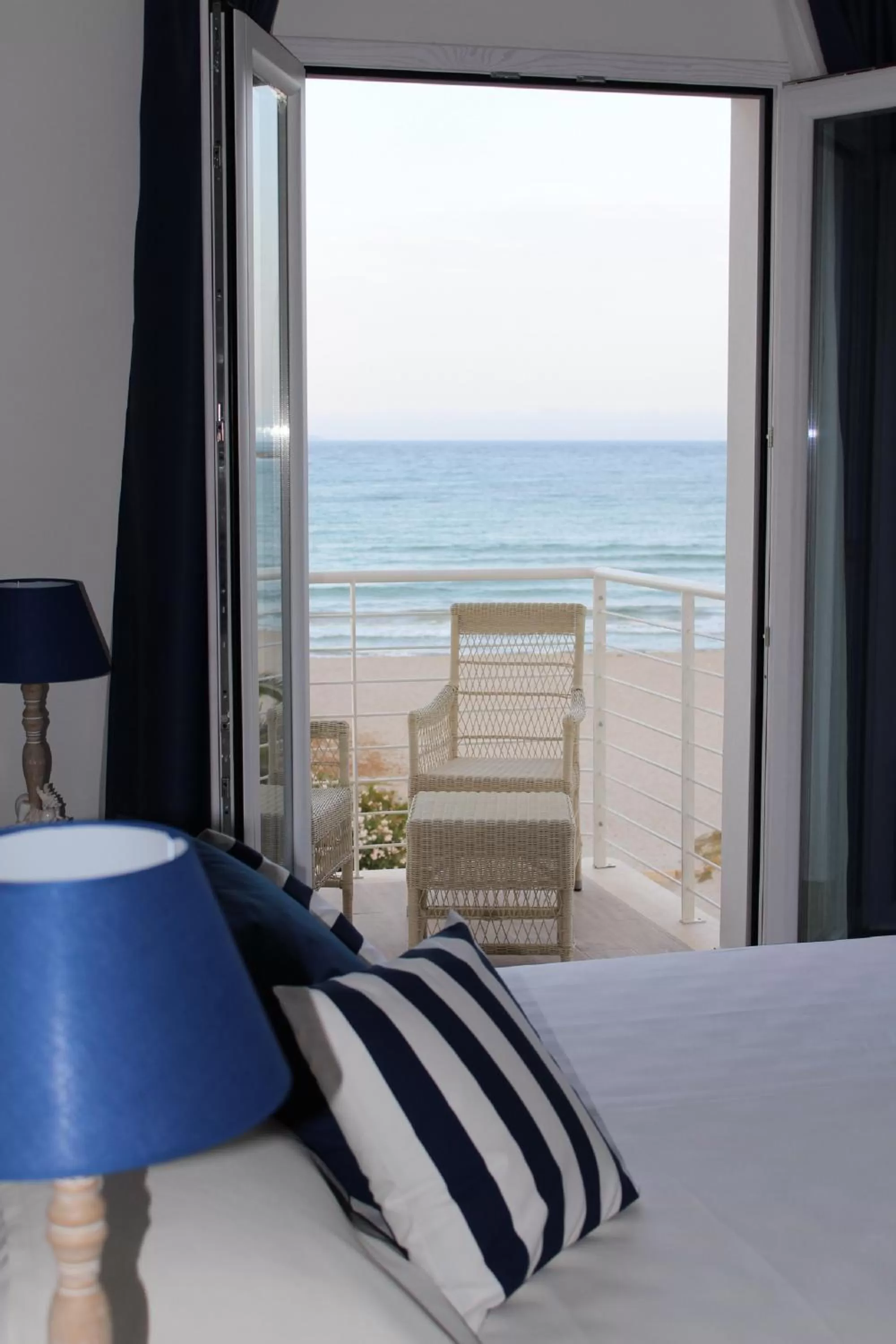 View (from property/room), Bed in Hotel Nautilus