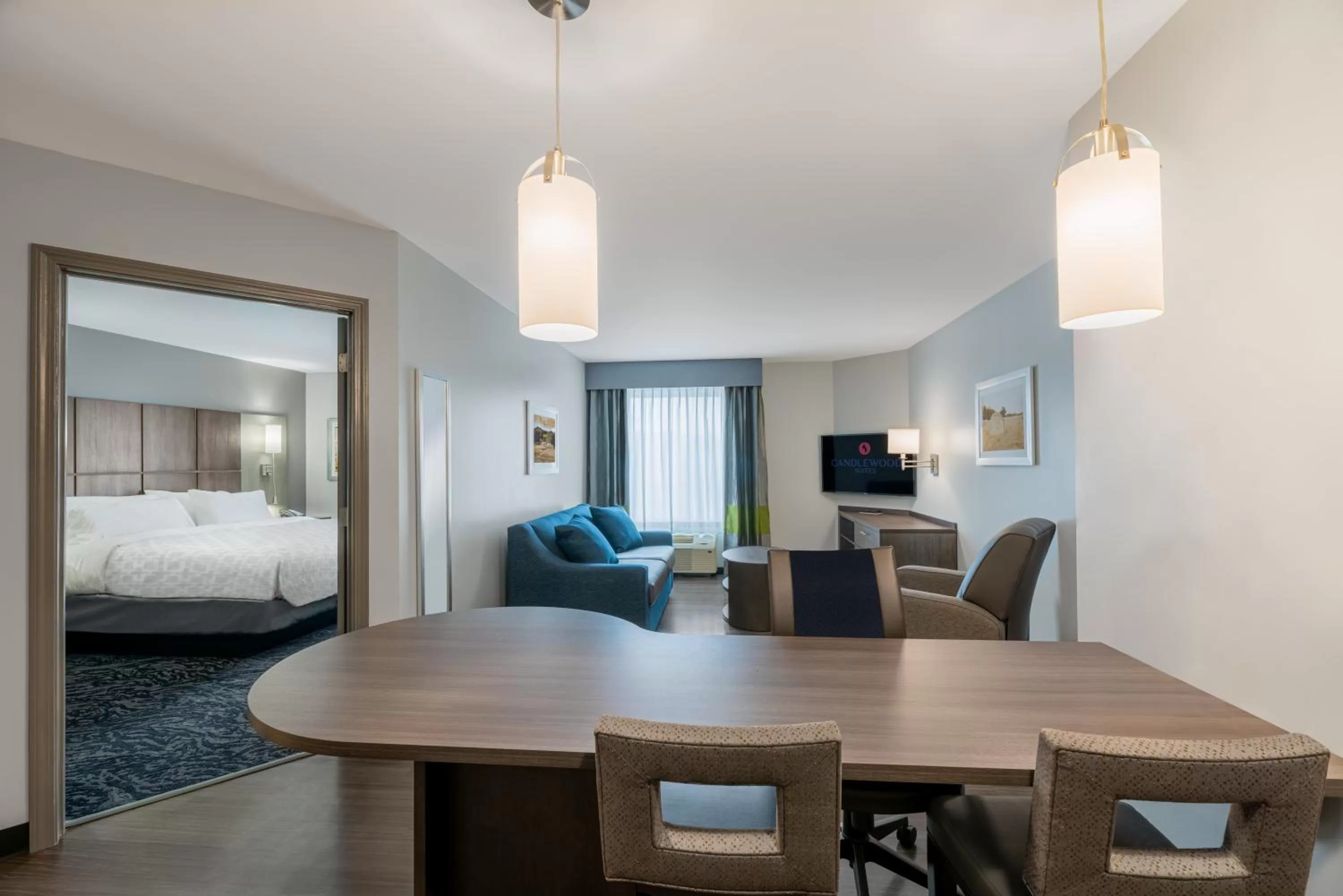 Photo of the whole room, Bed in Candlewood Suites Cookeville by IHG