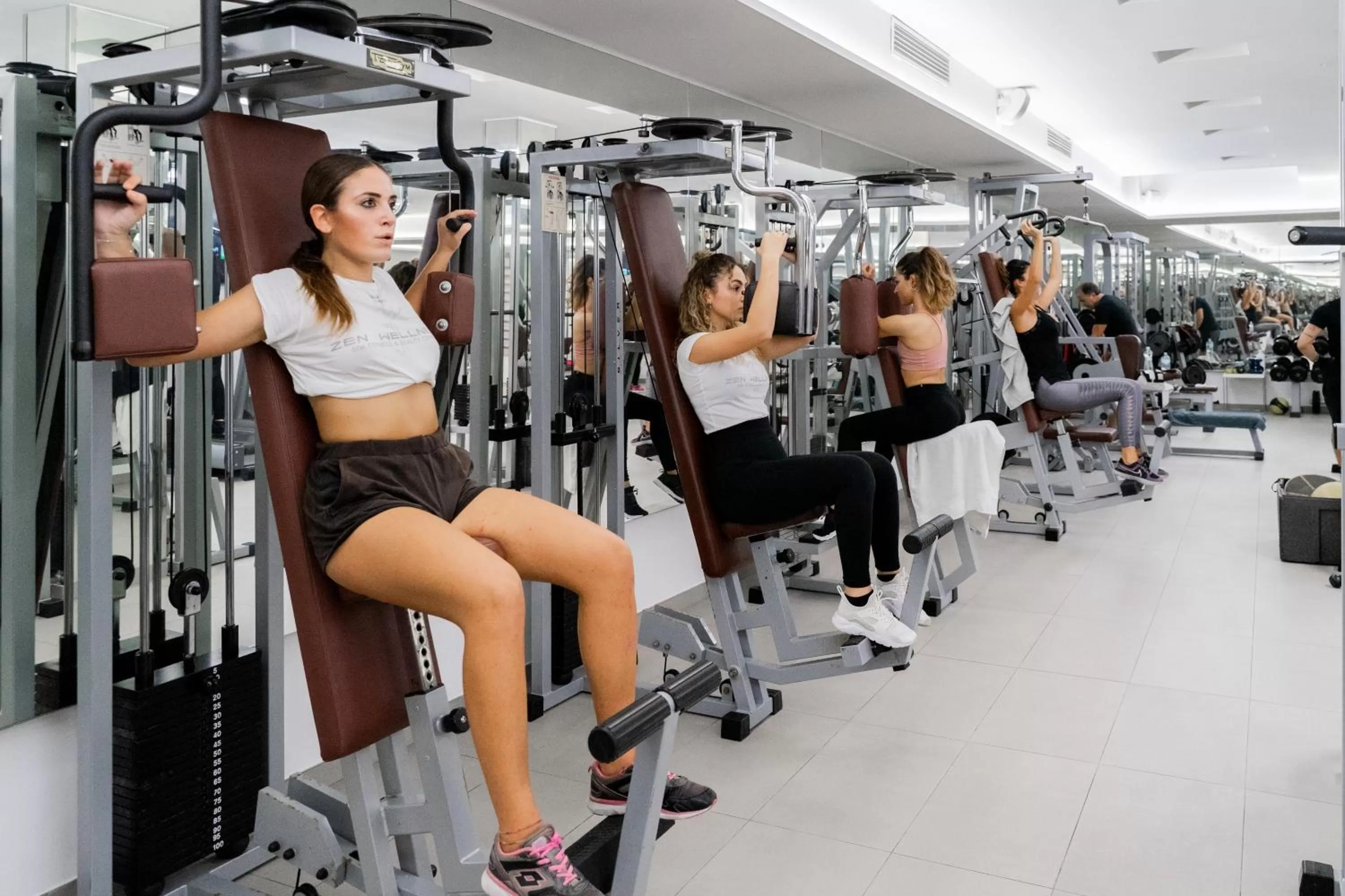 Fitness centre/facilities in Victoria Palace Hotel & Zen Wellness