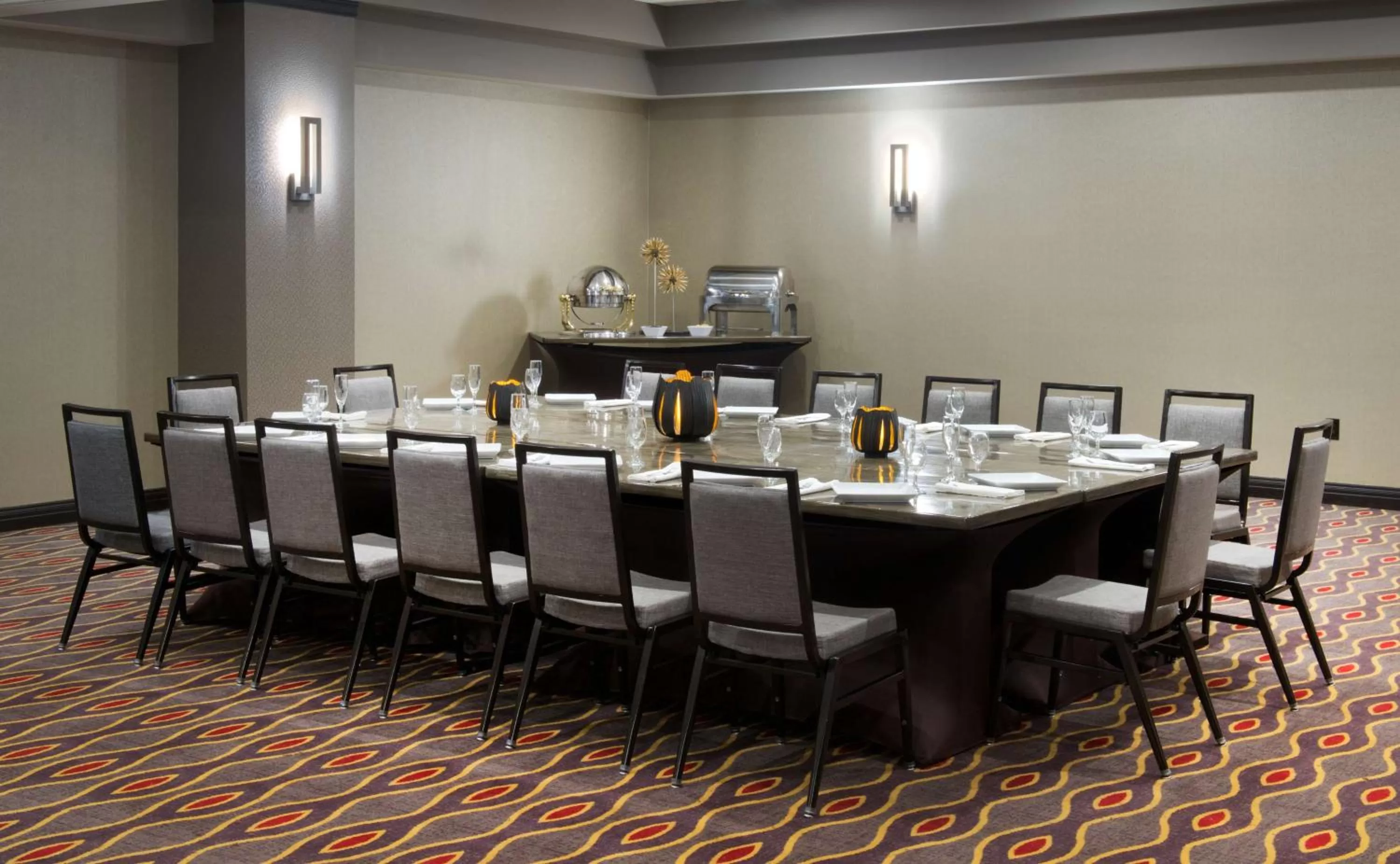Meeting/conference room in Embassy Suites by Hilton Dulles Airport