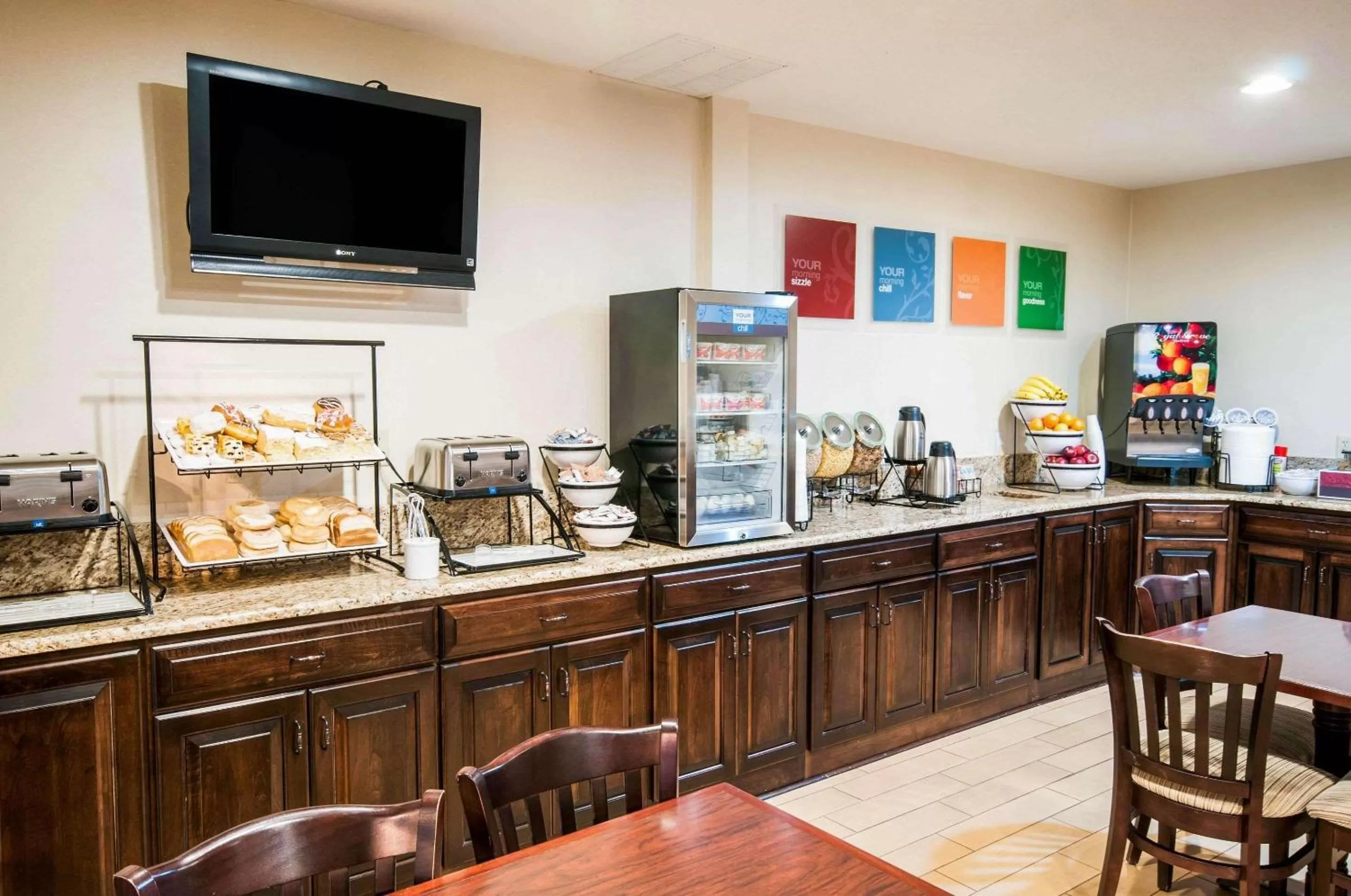 Restaurant/places to eat in Comfort Inn New Holland Amish Country