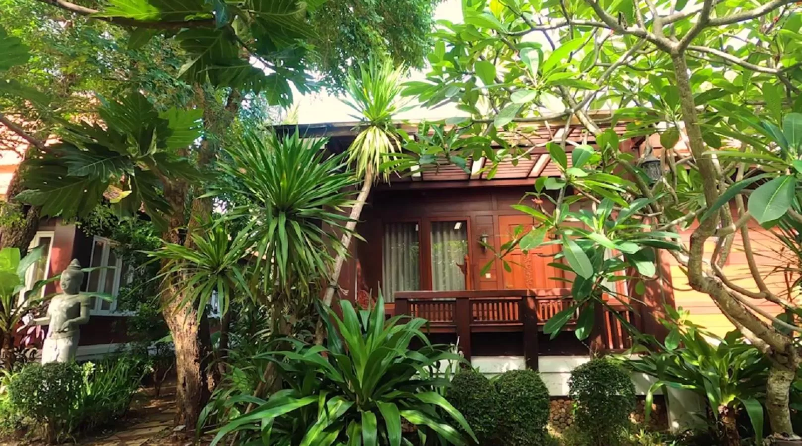 Garden view, Property Building in Try Palace Resort-Kep