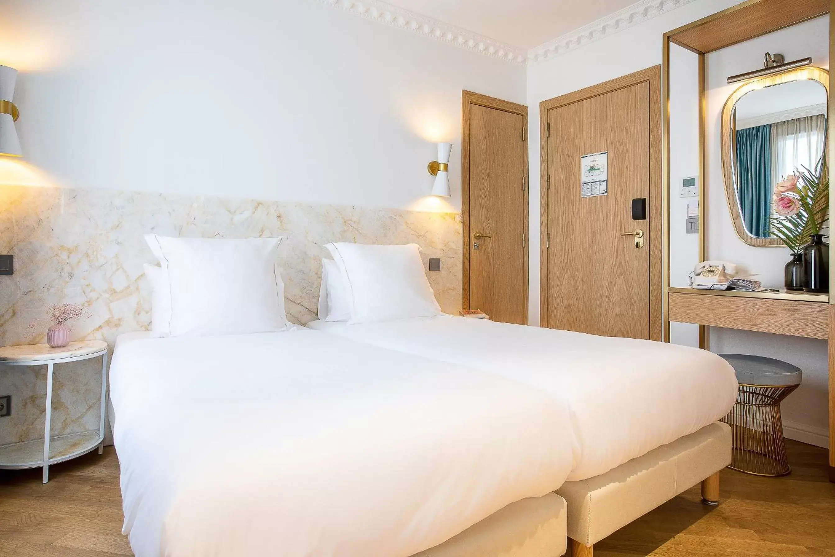 Traditional Twin Room in Rose Bourbon Traditional Twin Room in Rose Bourbon