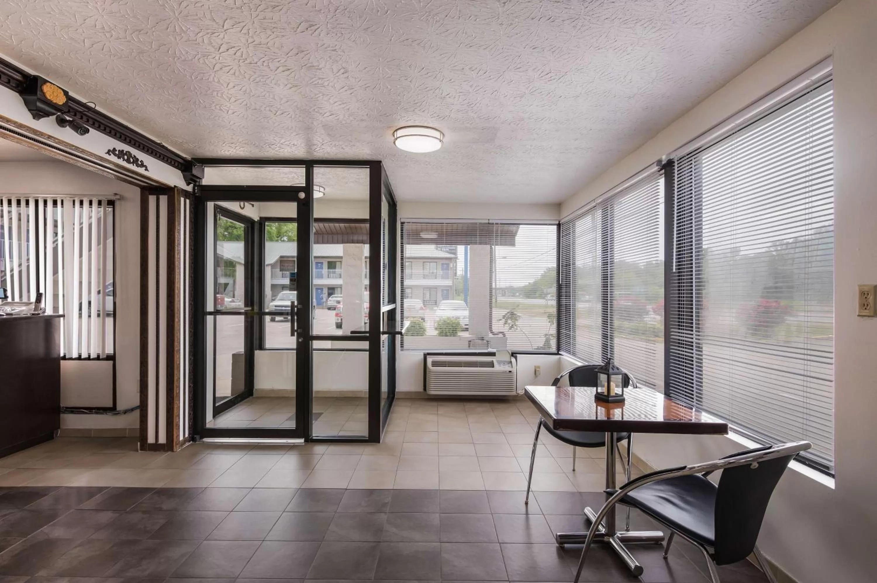 Lobby or reception in Motel 6-Attalla, AL