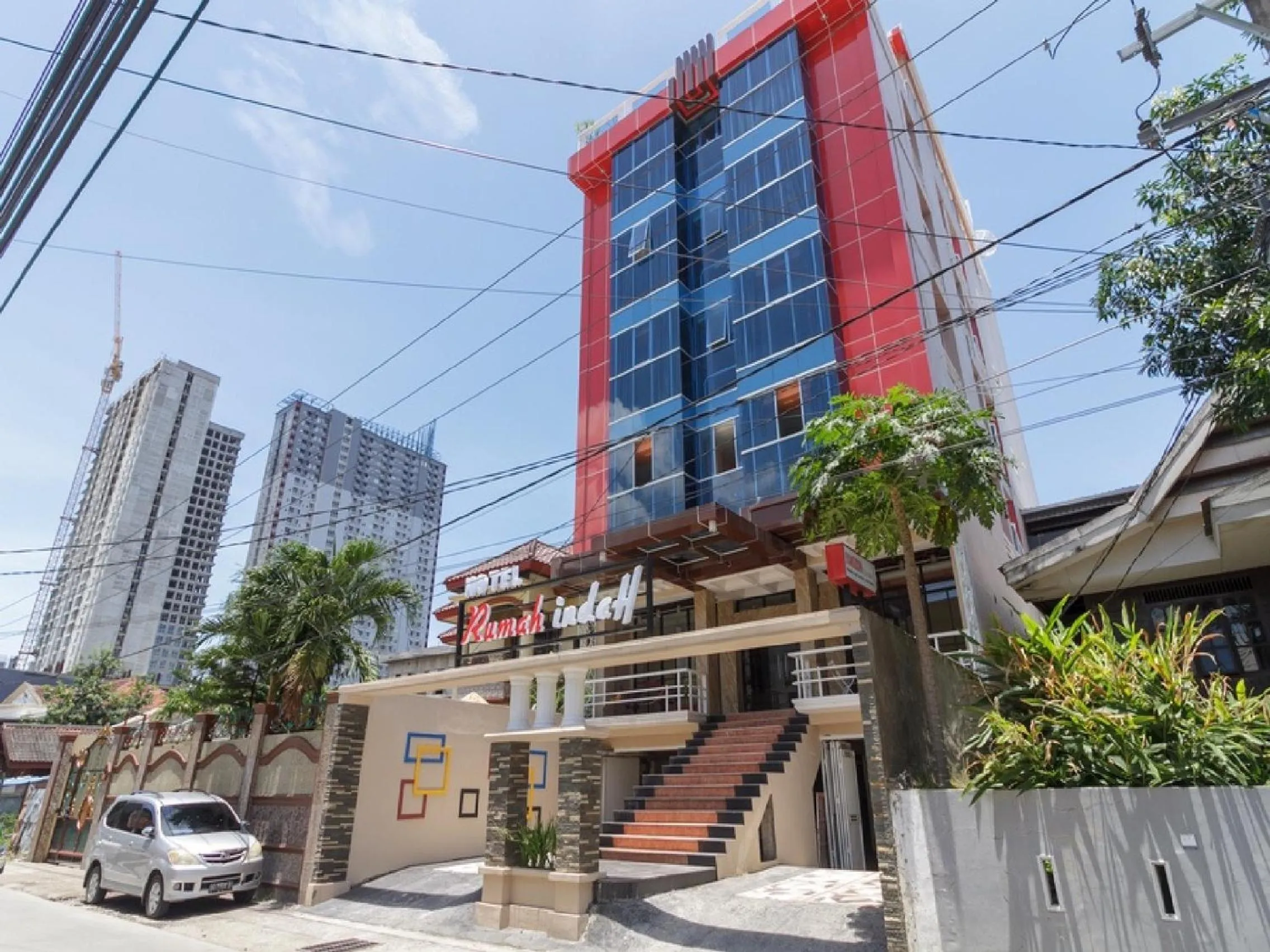 Property building in RedDoorz Plus at Boulevard Panakkukang Makassar