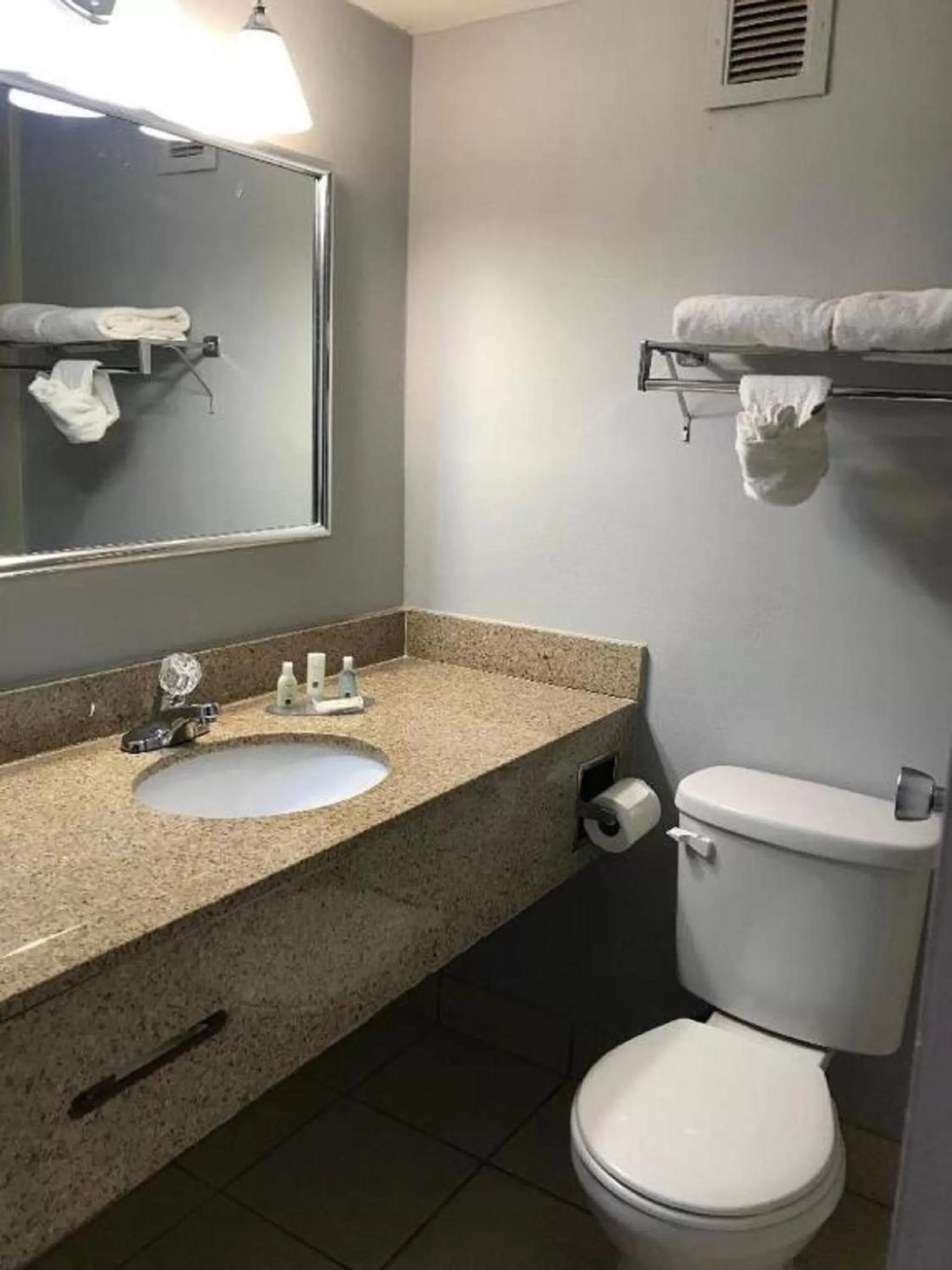 Bathroom in Quality Inn & Suites Gulf Breeze Bayside near Pensacola Beach