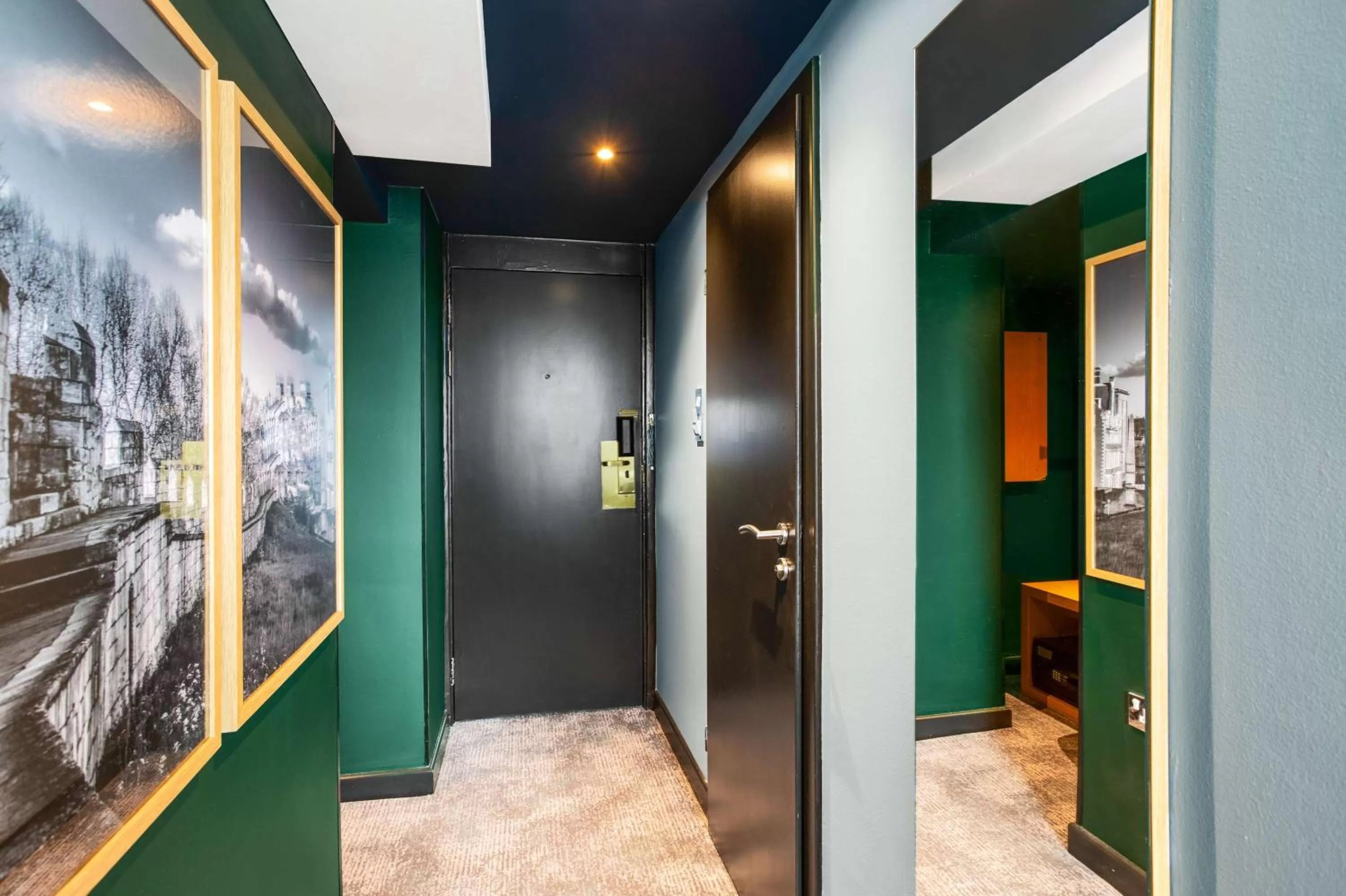 Bedroom in Radisson Hotel York