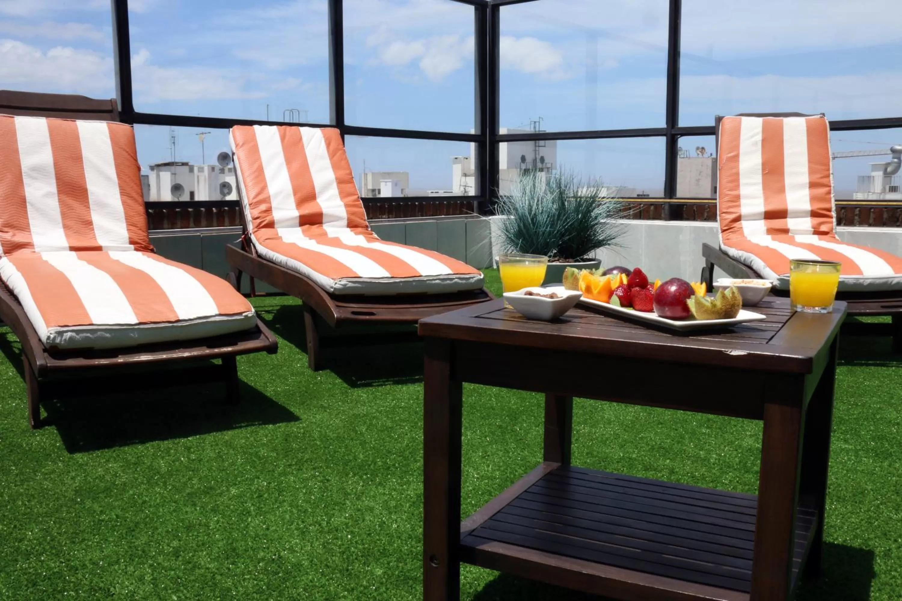 Solarium in Pocitos Plaza Hotel