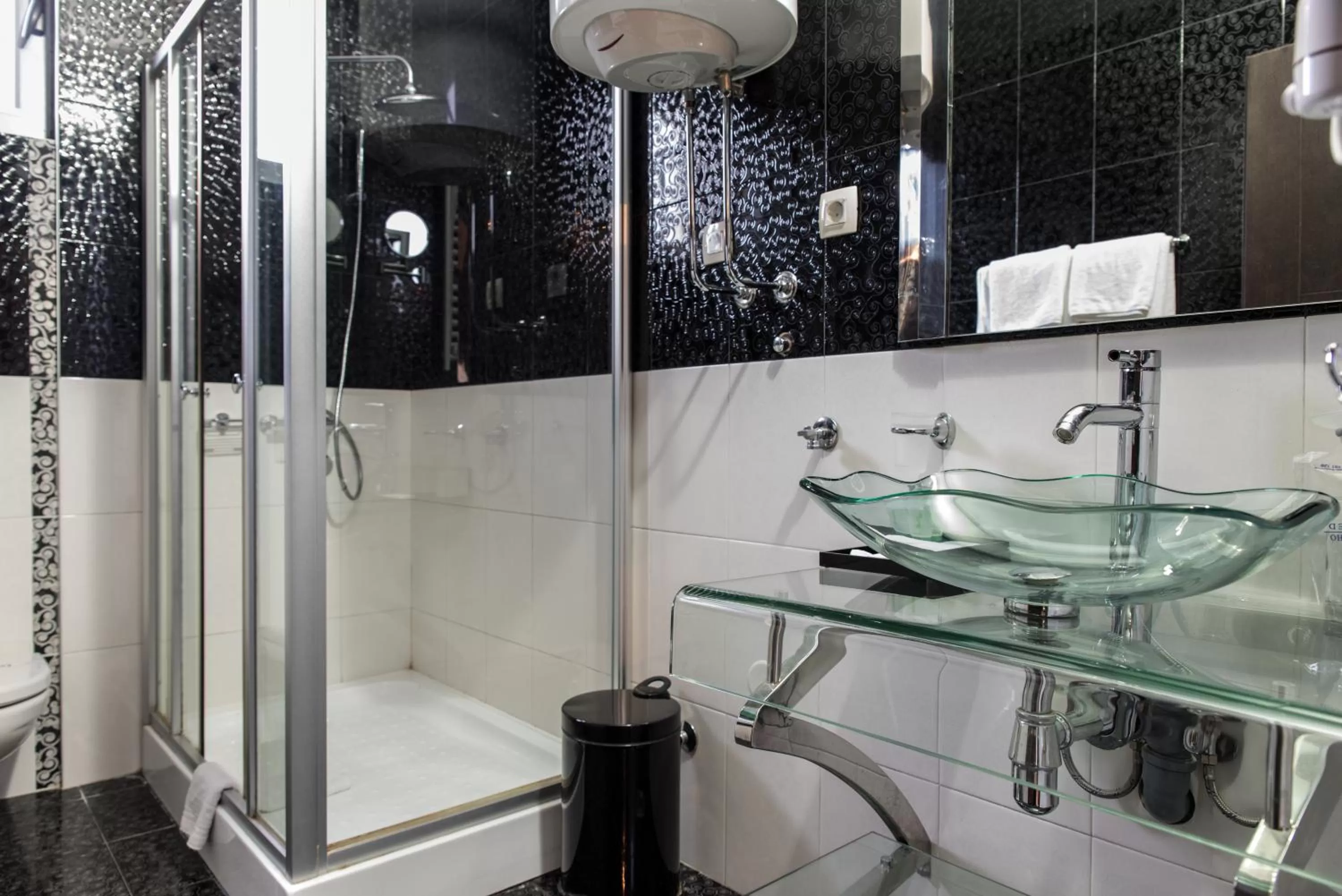 Bathroom in Hotel Crnogorska Kuća