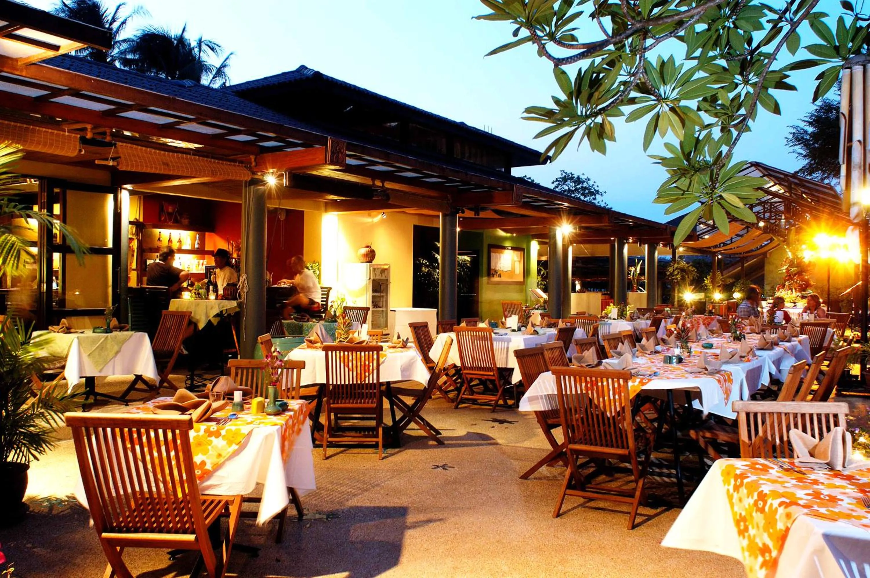 Restaurant/places to eat in Karona Resort & Spa - SHA Extra Plus