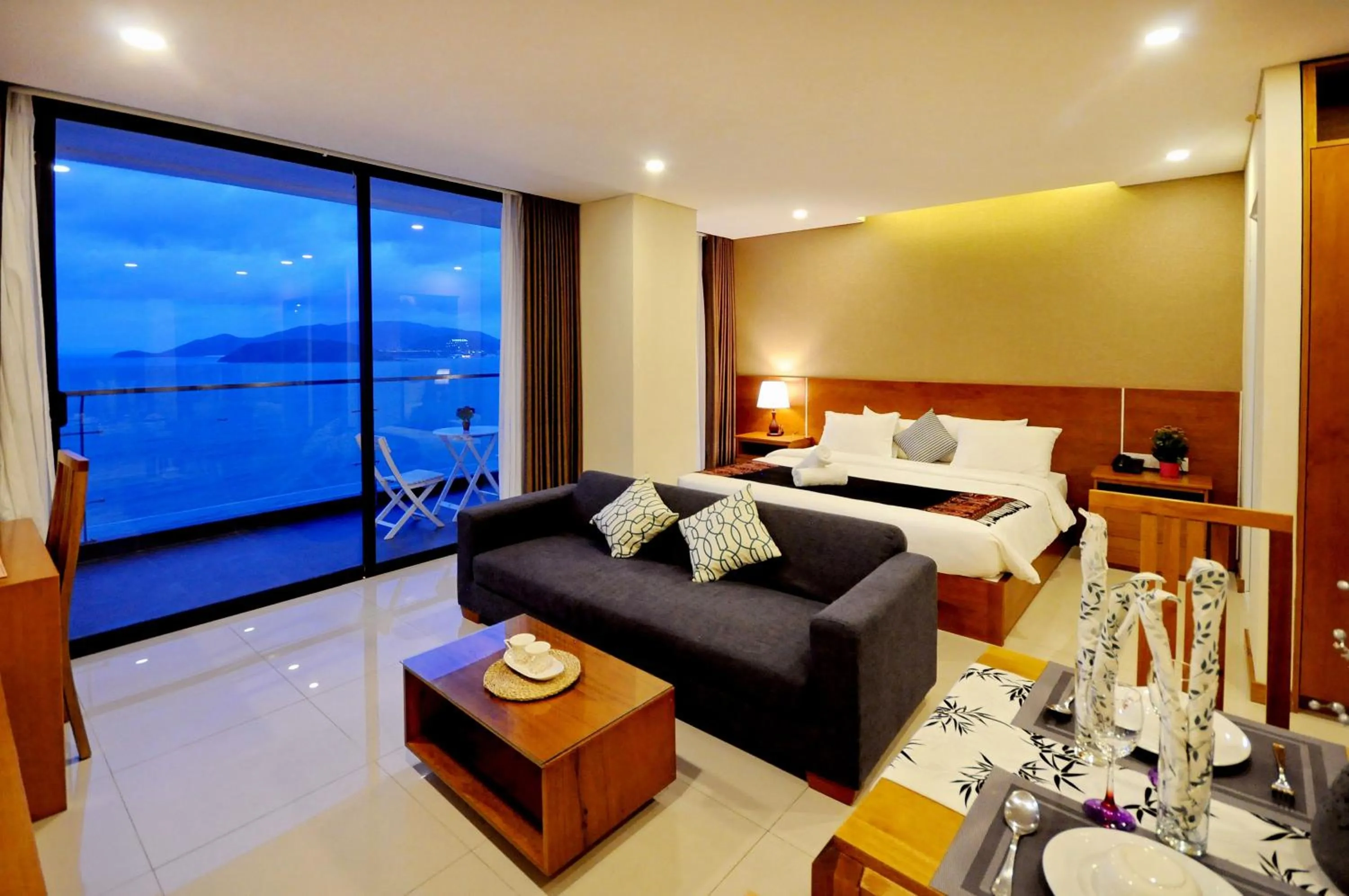 Living room, Bed in Holi Beach Hotel & Apartments