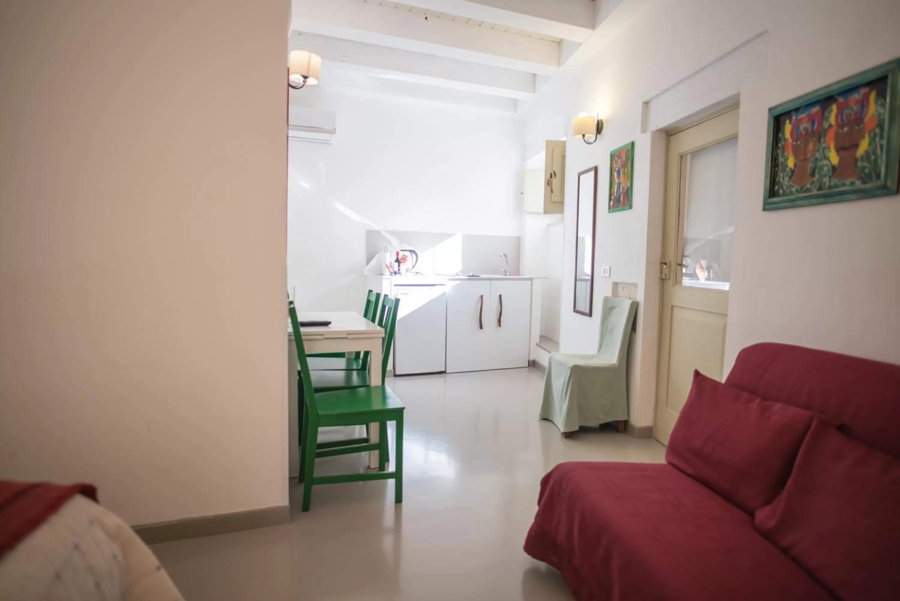 Kitchen or kitchenette, Bed in Aretusa Vacanze B&B