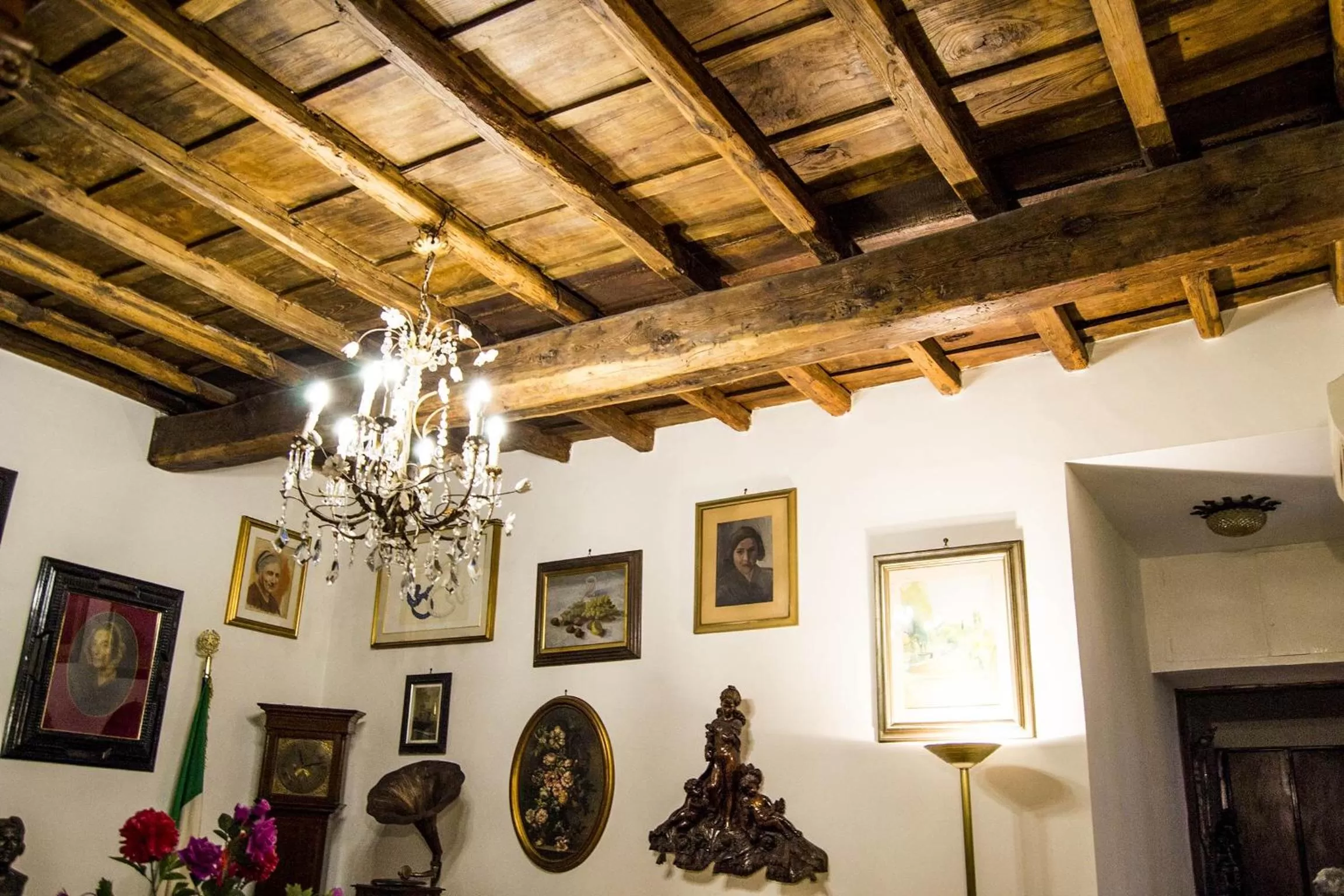 Decorative detail in B&B Domus Piazza del Popolo