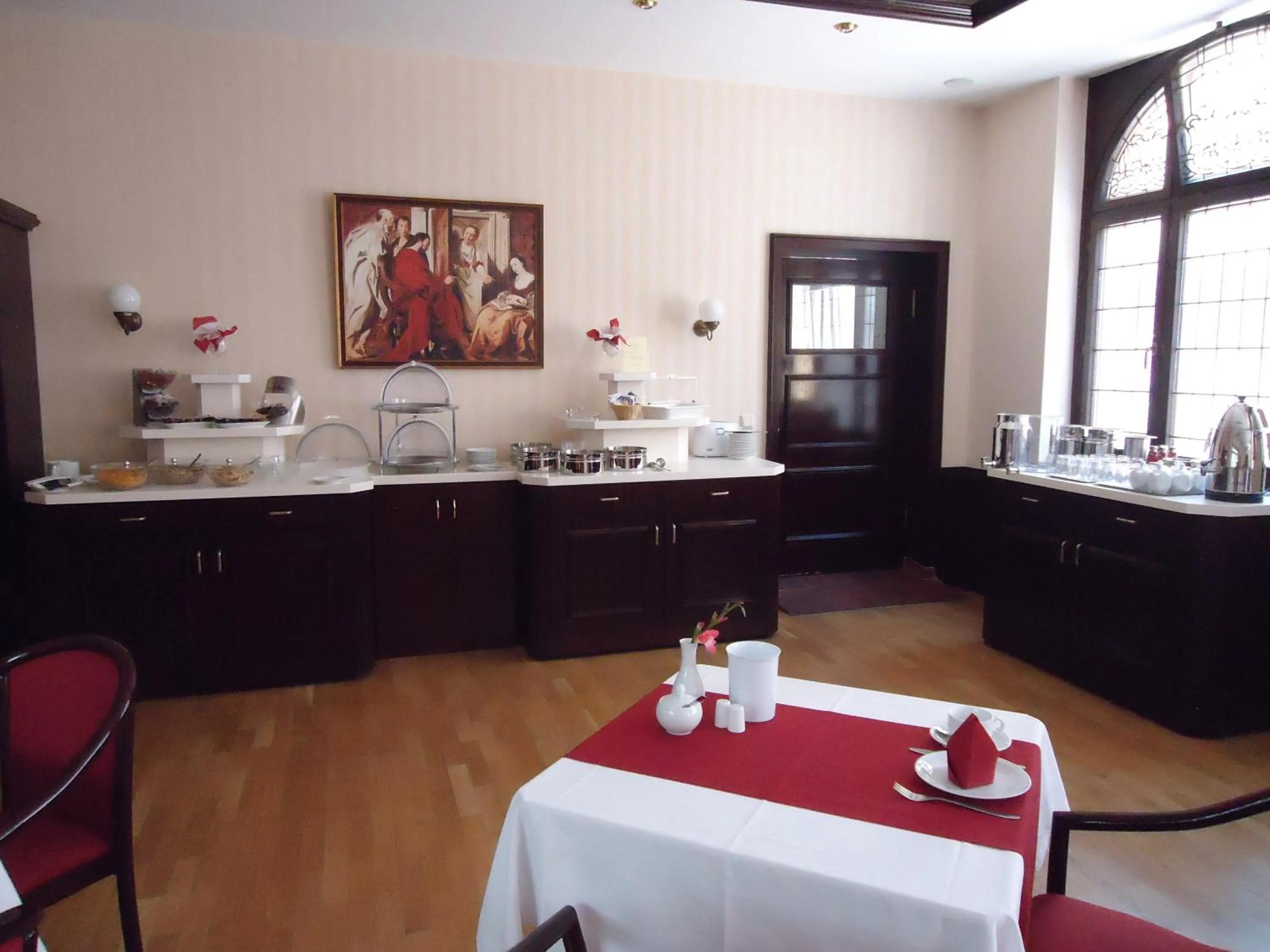 Restaurant/places to eat in Hotel Marthahaus