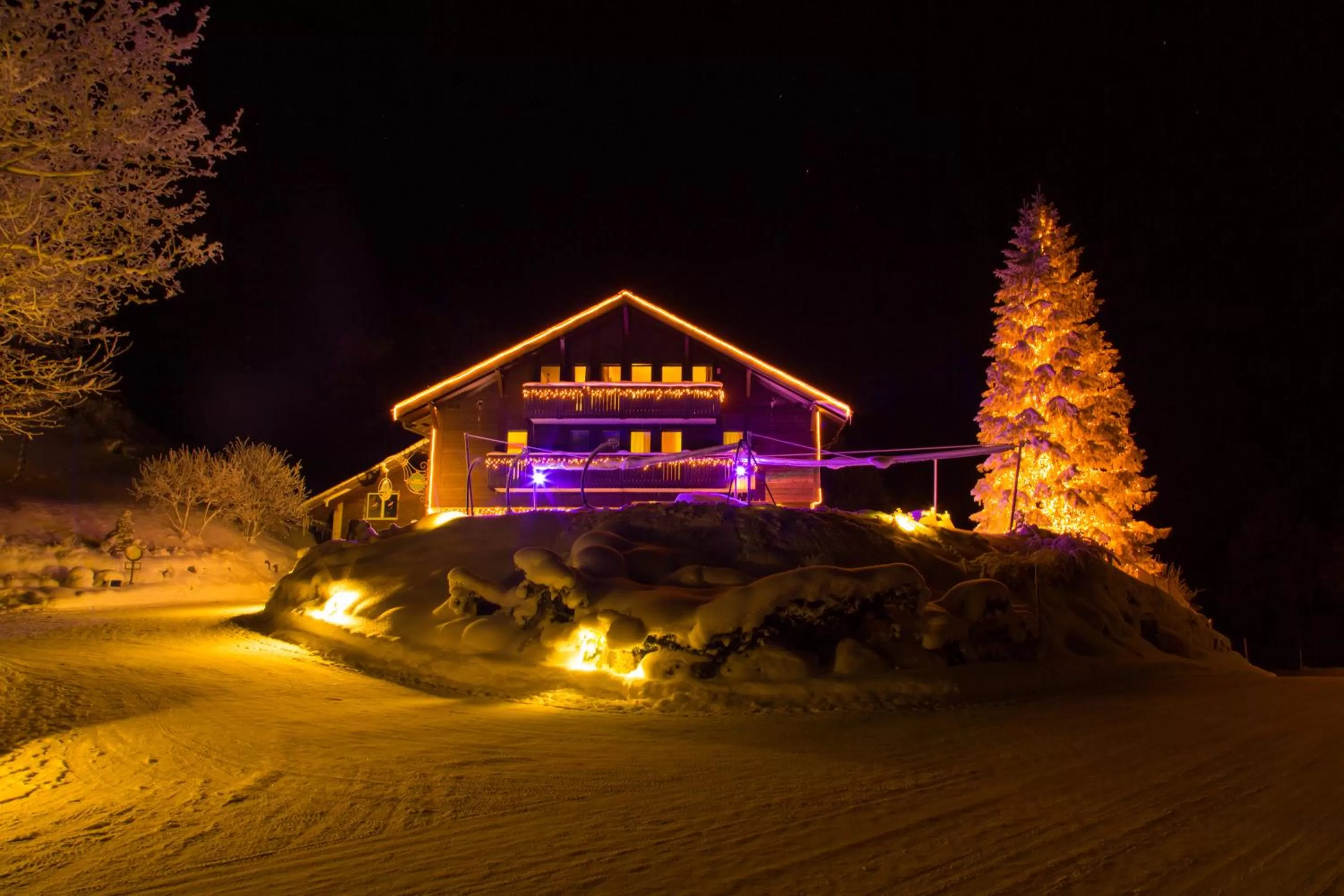 Facade/entrance in Hotel Rhodannenberg AG