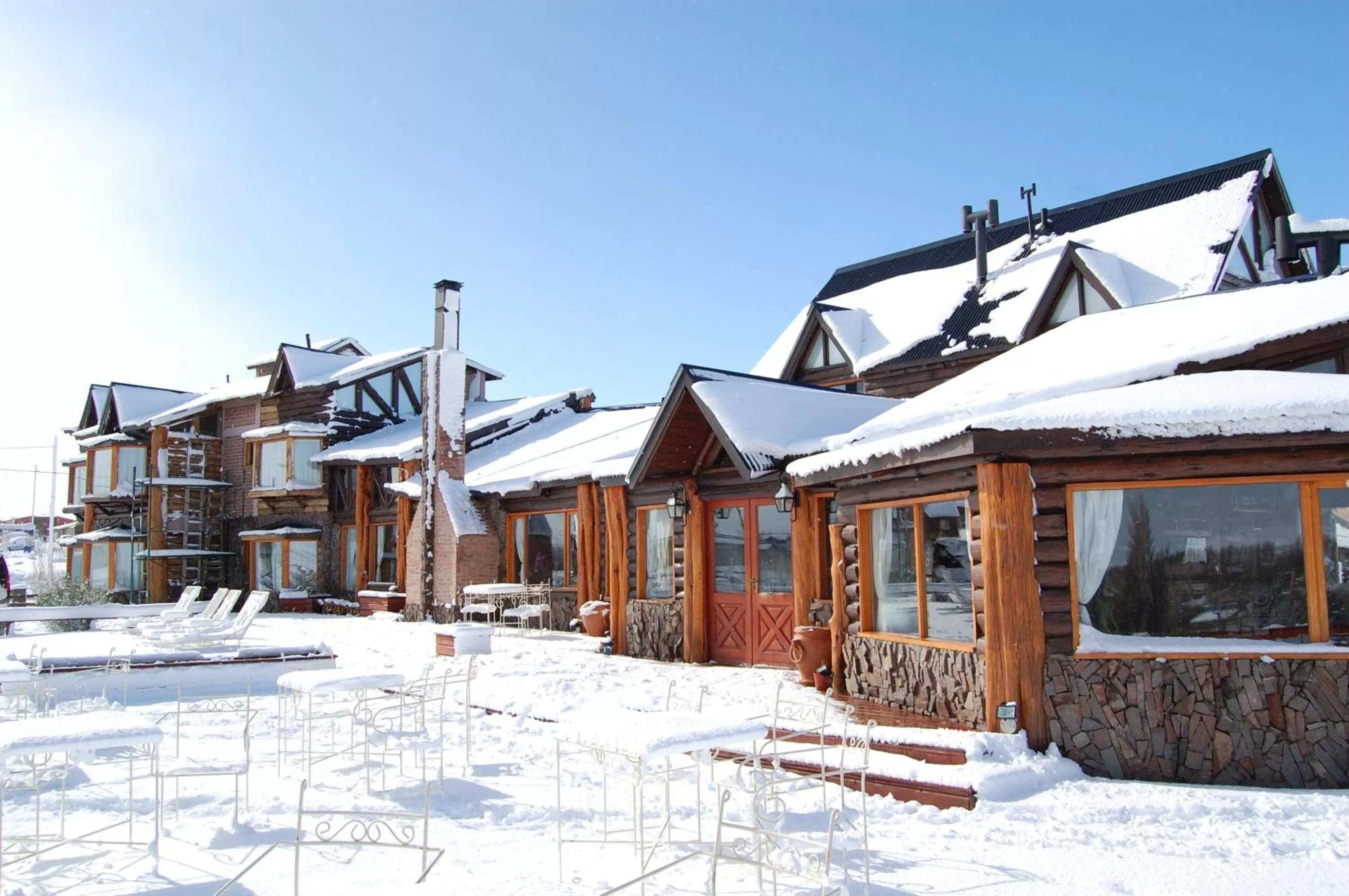 Property building, Winter in Hosteria Los Canelos