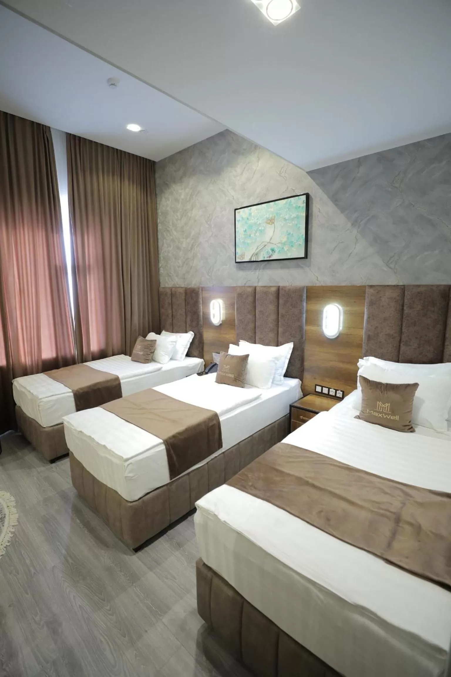 Bed in MaxWell Hotel & SPA