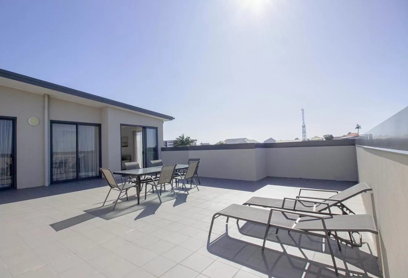 Balcony/Terrace in Gladstone Central Plaza Official