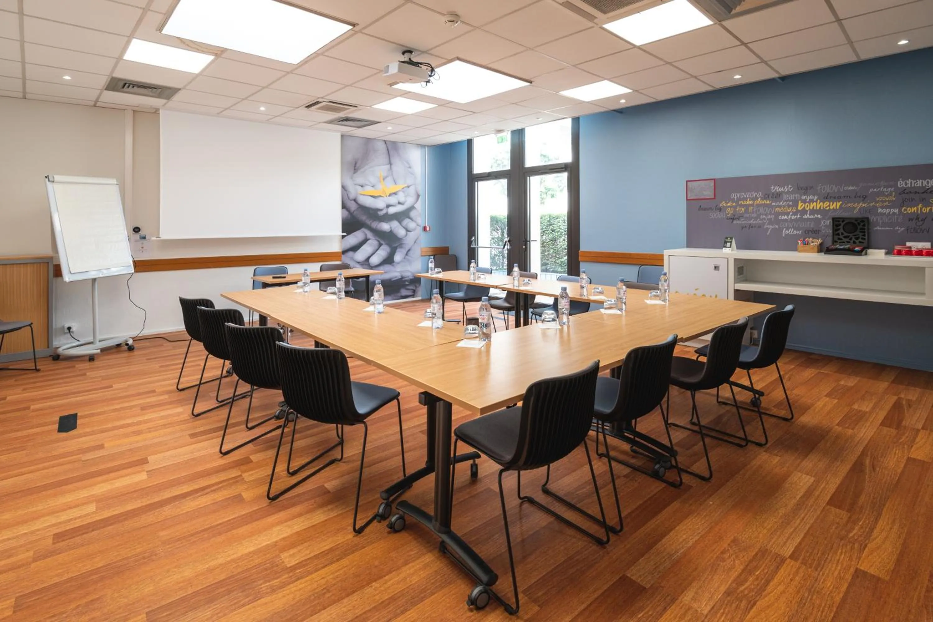 Meeting/conference room in B&B HOTEL Rouen Centre Rive Droite