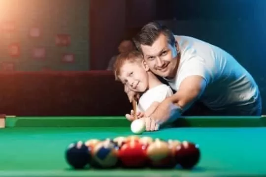 Billiards in Hotel Pin Azuga