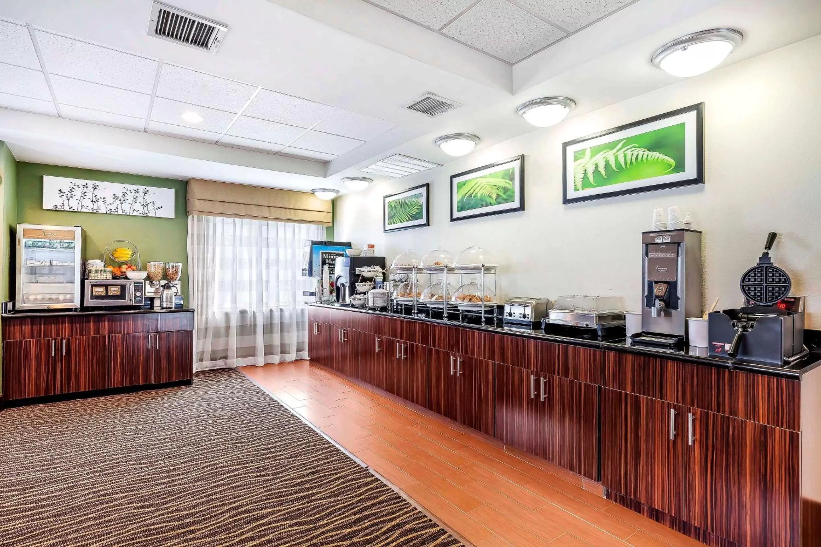 Restaurant/places to eat in Sleep Inn Columbia Gateway