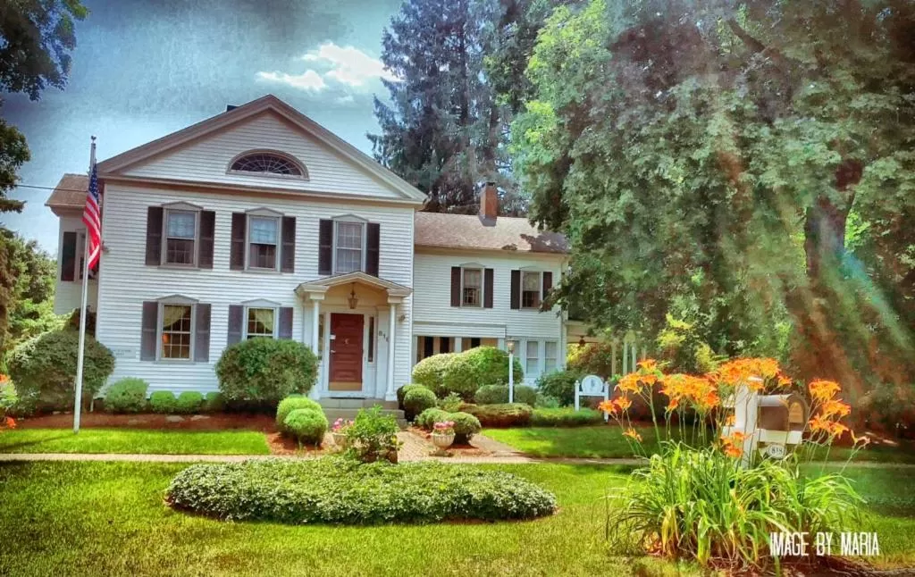 Property building in Scranton Seahorse Inn