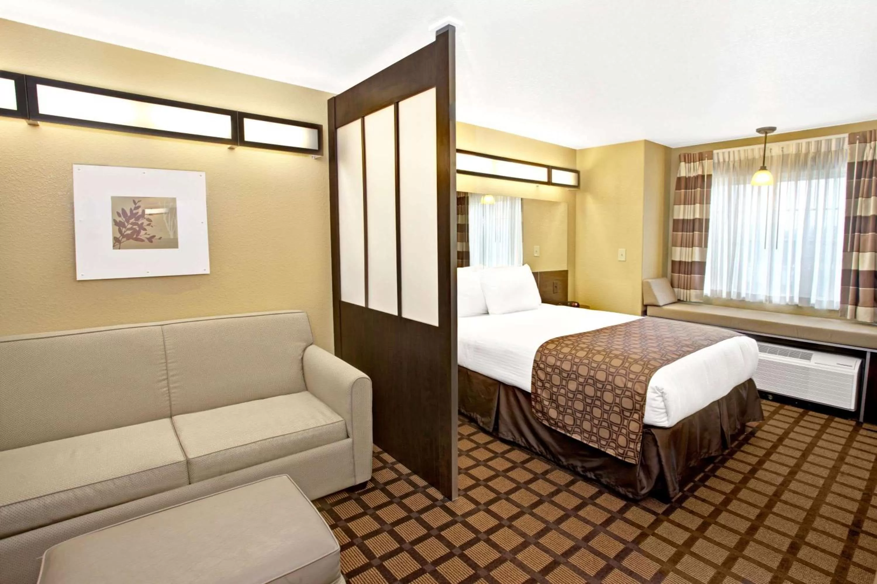 Photo of the whole room, Bed in Microtel Inn & Suites - Cartersville