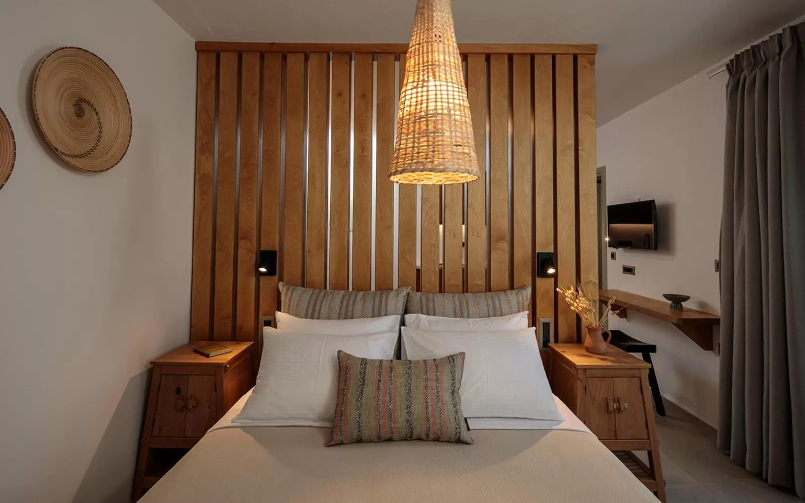 Bed in "Makava Suites" Your Luxe Urban Sanctuary